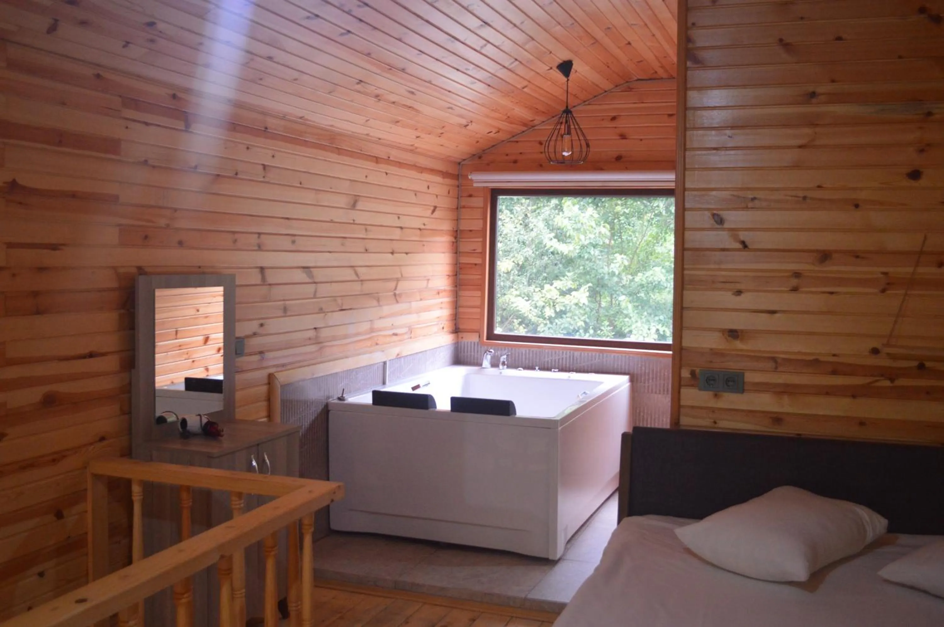 Bedroom, Bed in Sapanca Gönül Sofram Hotel & Bungalow & Villas