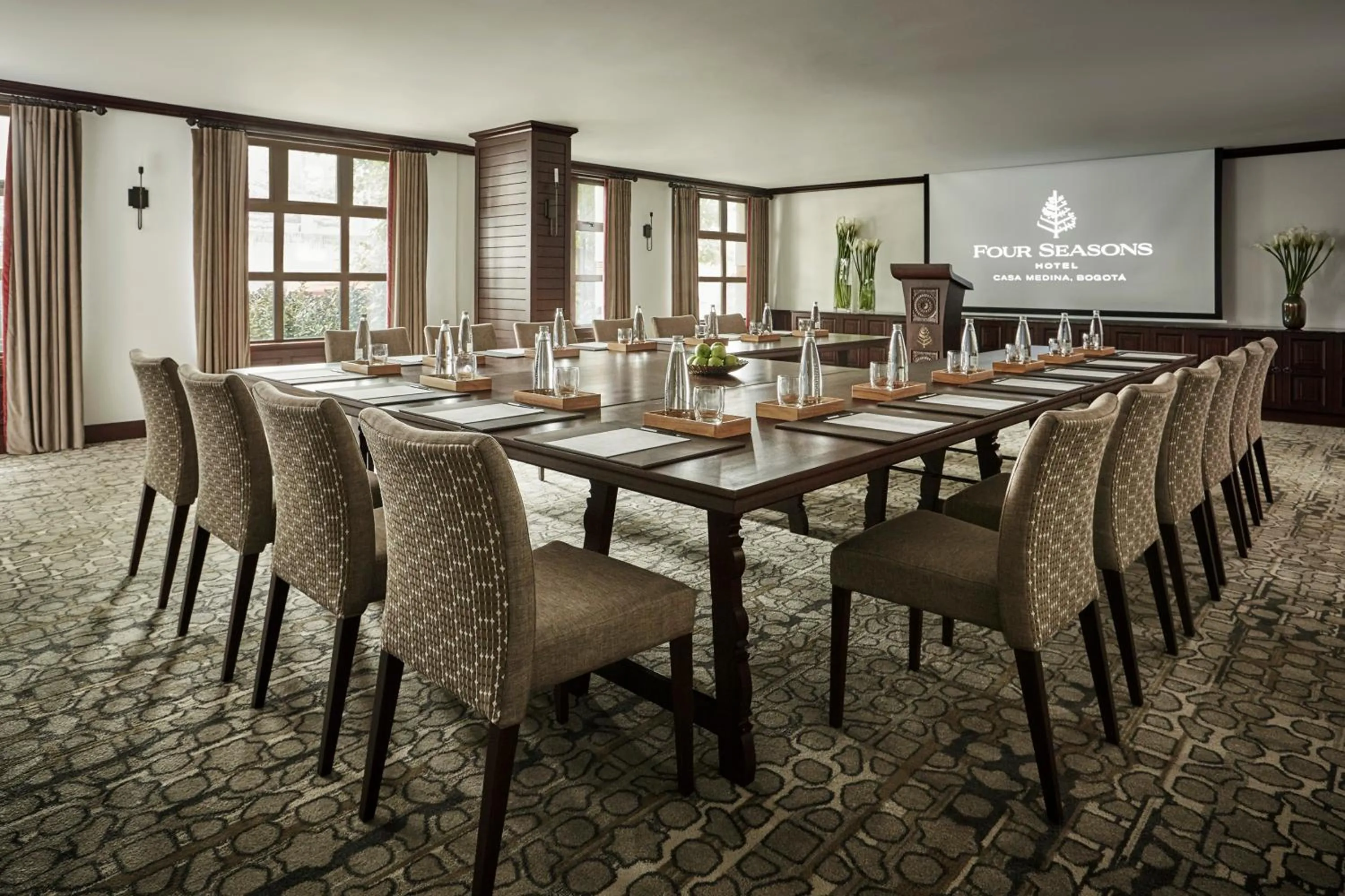 Meeting/conference room in Four Seasons Hotel Casa Medina Bogota
