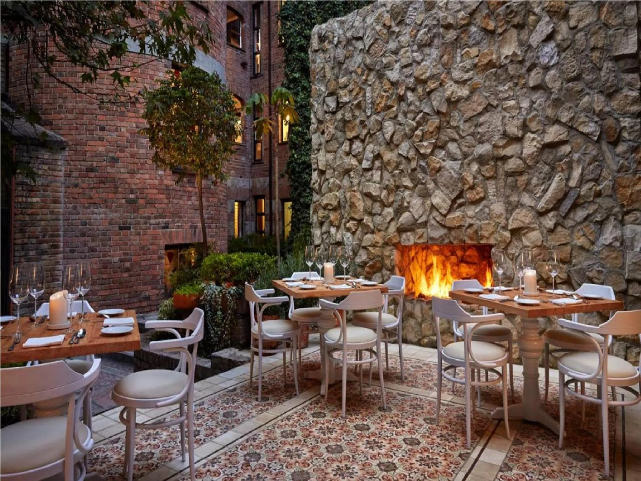 Restaurant/places to eat in Four Seasons Hotel Casa Medina Bogota