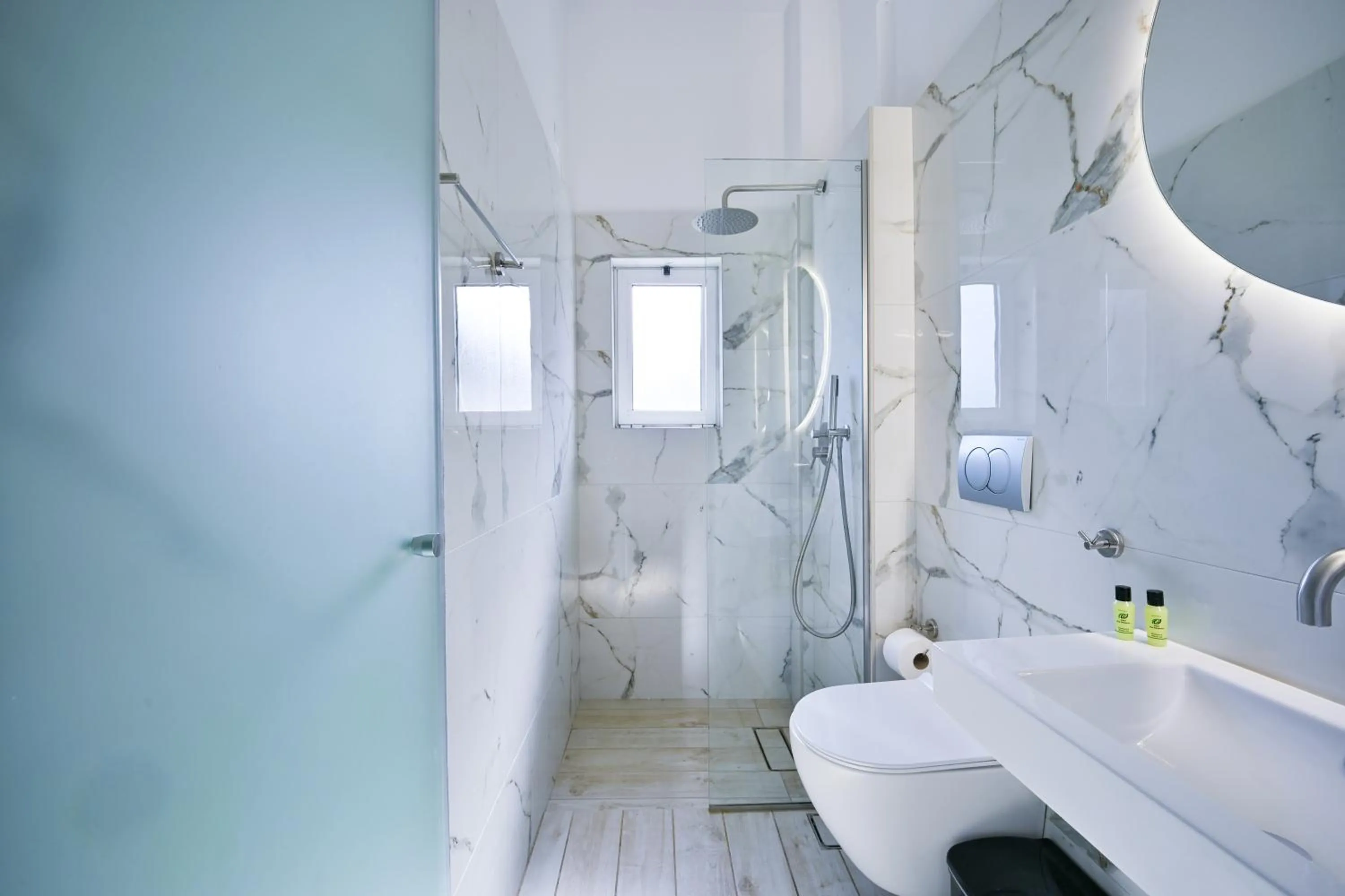 Shower in Kiani Akti