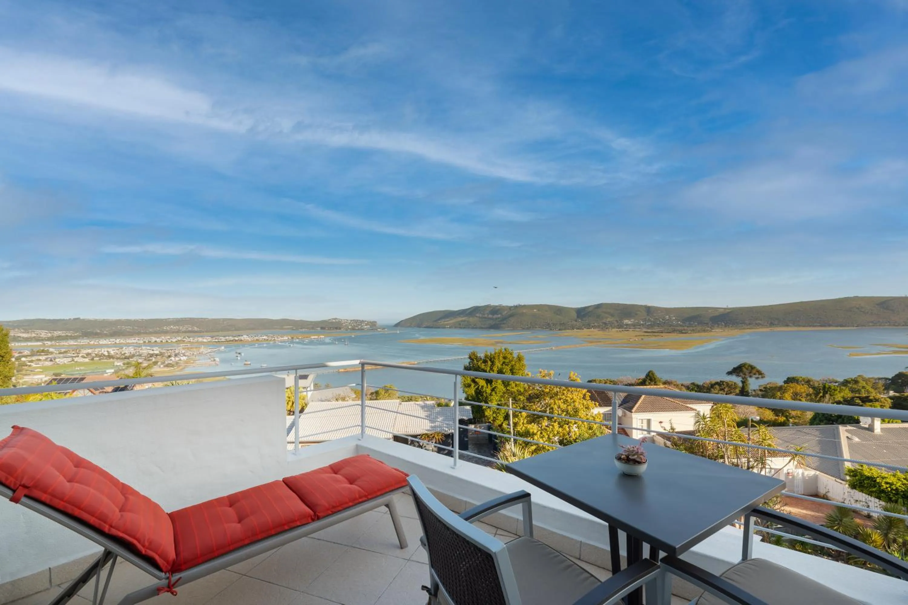 Villa Afrikana Guest Suites by Knysna Paradise Collection