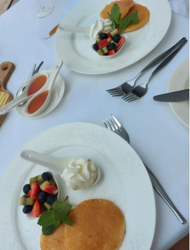 Breakfast in Villa Afrikana Guest Suites by Knysna Paradise Collection