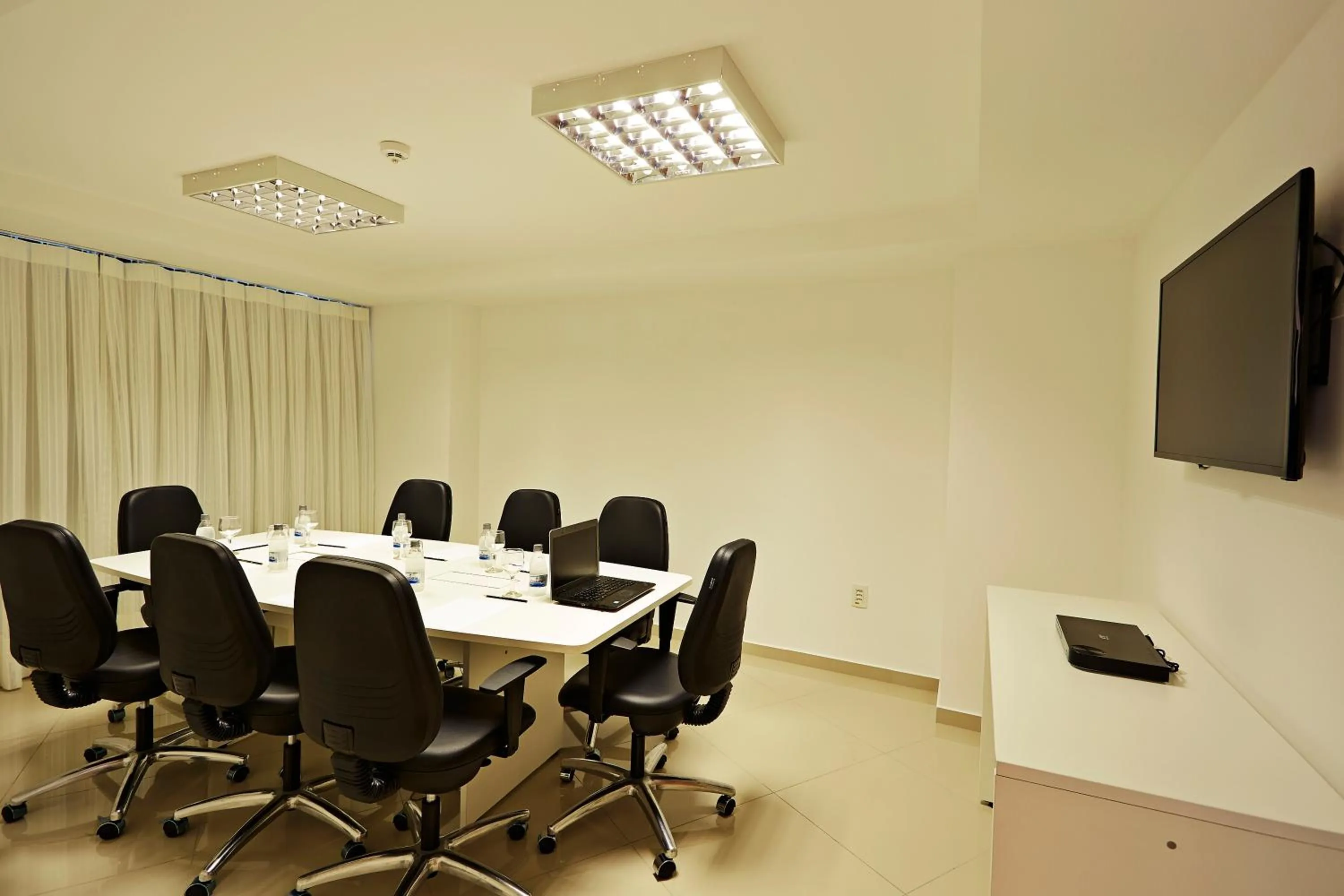 Meeting/conference room in Comfort Hotel & Suites Natal