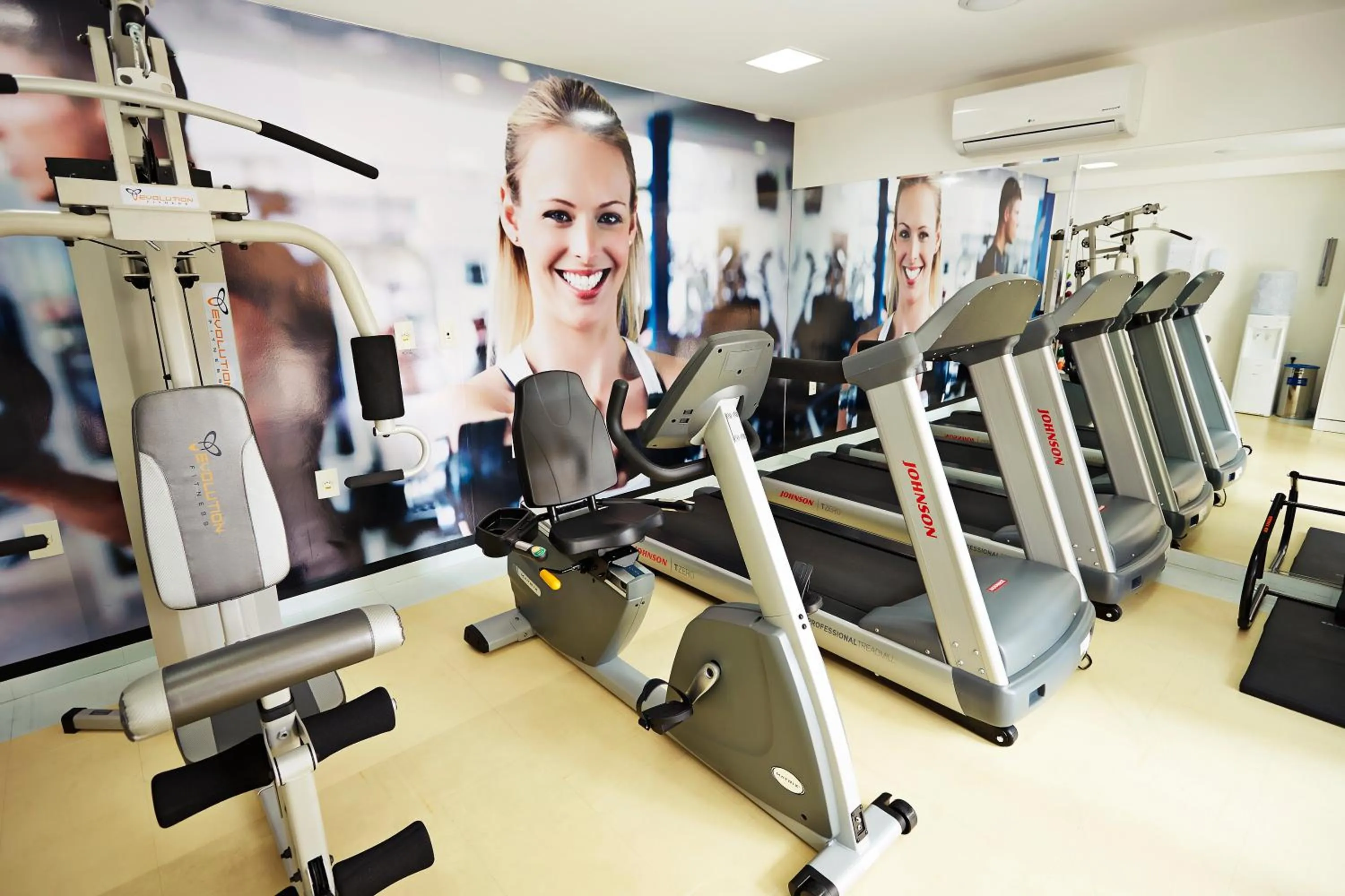 Fitness centre/facilities in Comfort Hotel & Suites Natal
