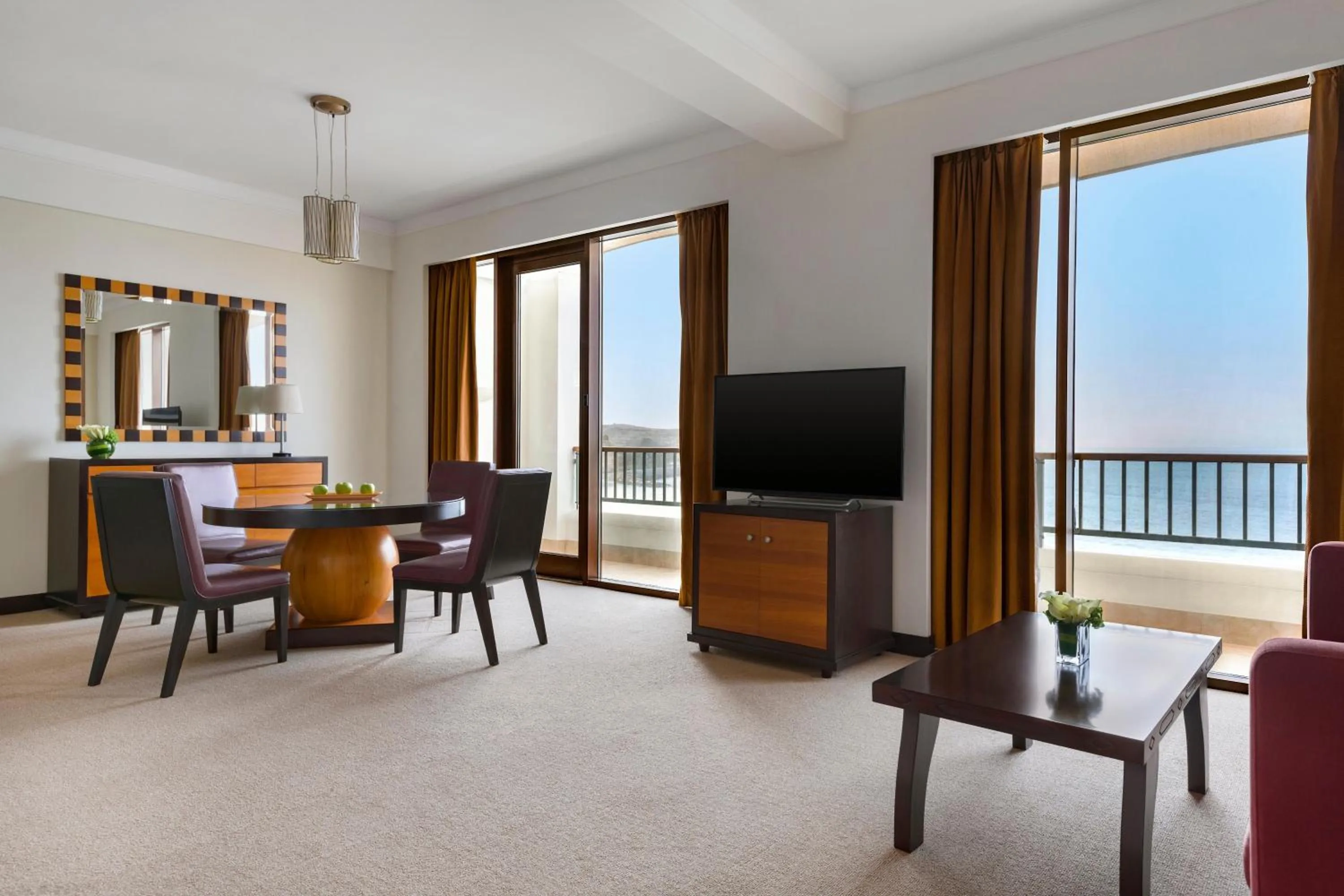 Living room in DoubleTree By Hilton Muscat Al Waha