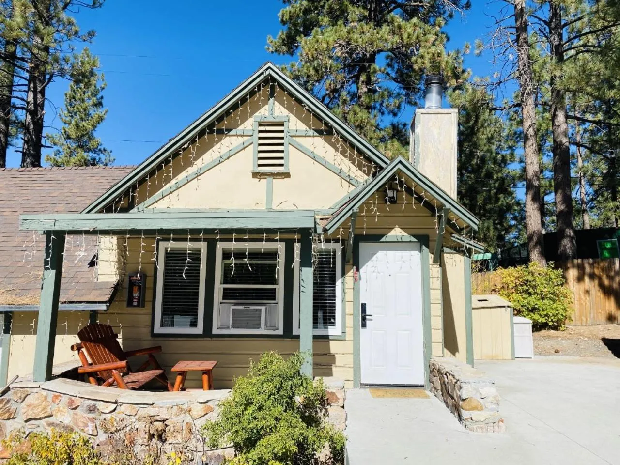 Property building in Bear Creek Resort