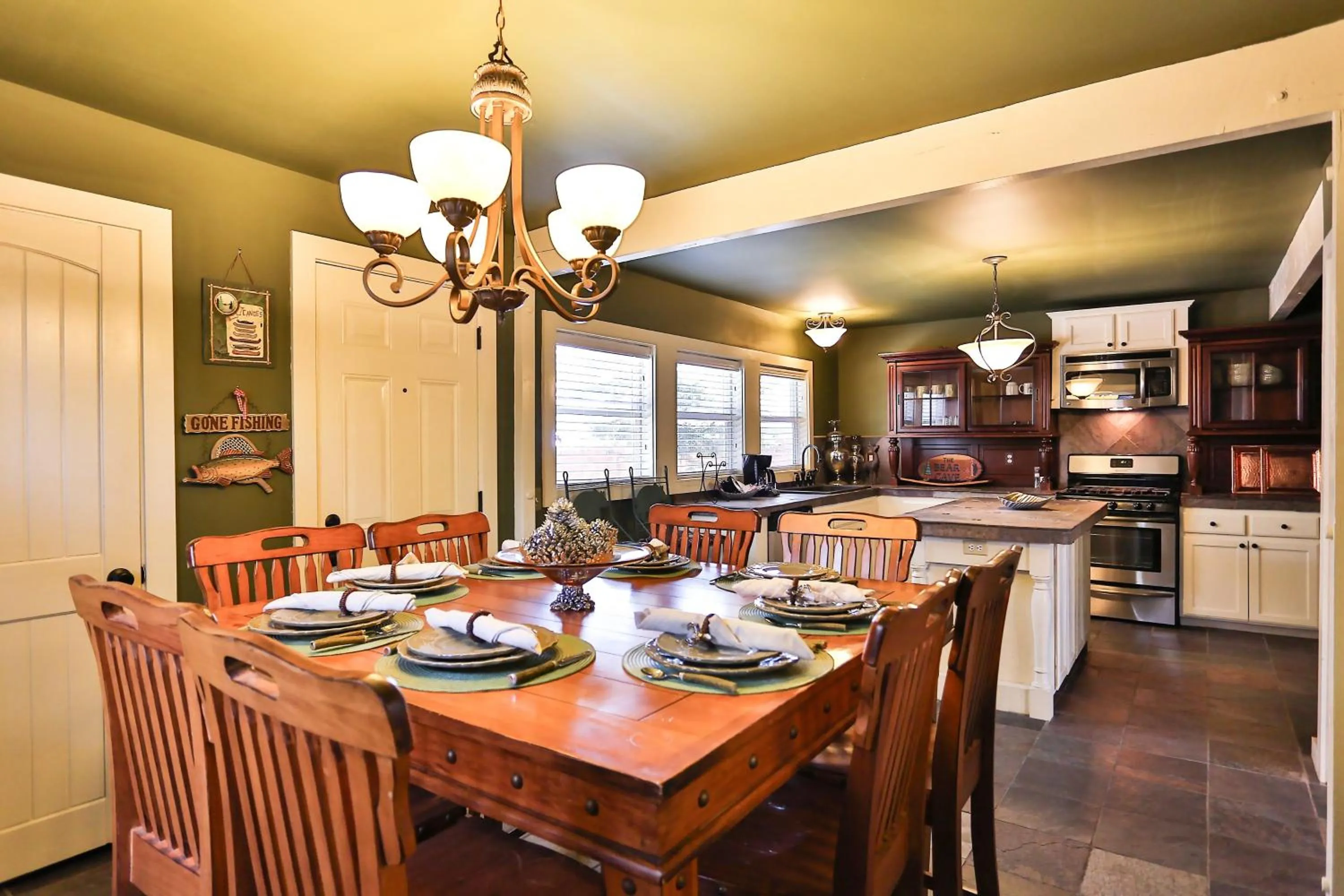 Kitchen or kitchenette in Bear Creek Resort