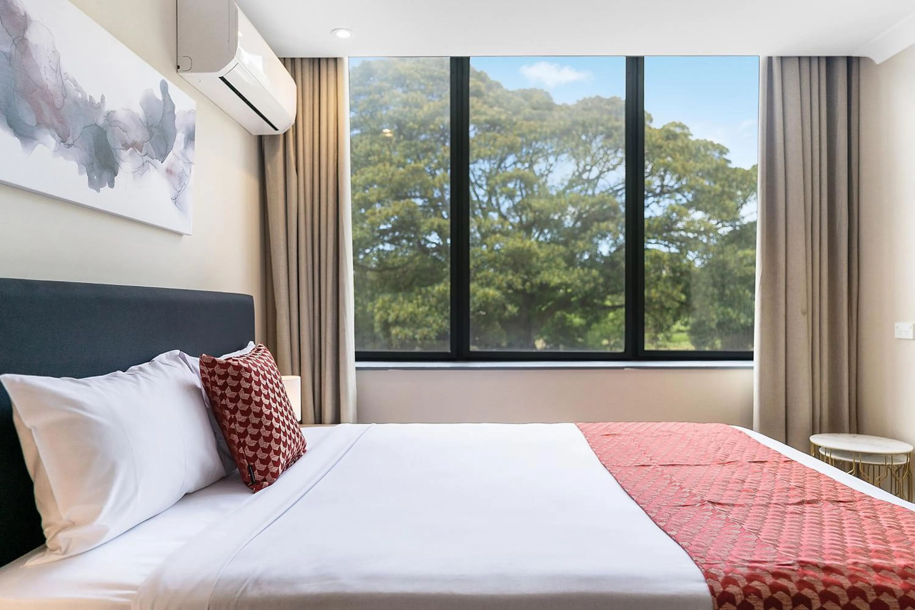 Bedroom, Bed in BreakFree on Broadway Sydney, an Accor Hotel