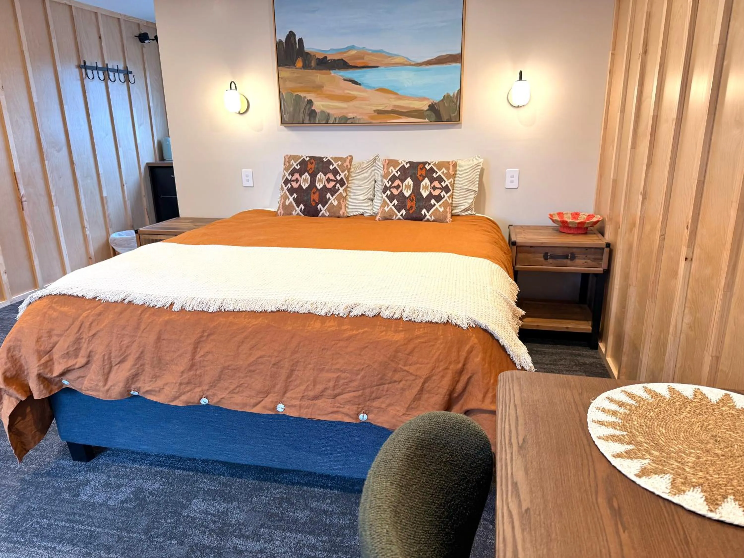 Bed in Te Anau Lakefront Backpackers