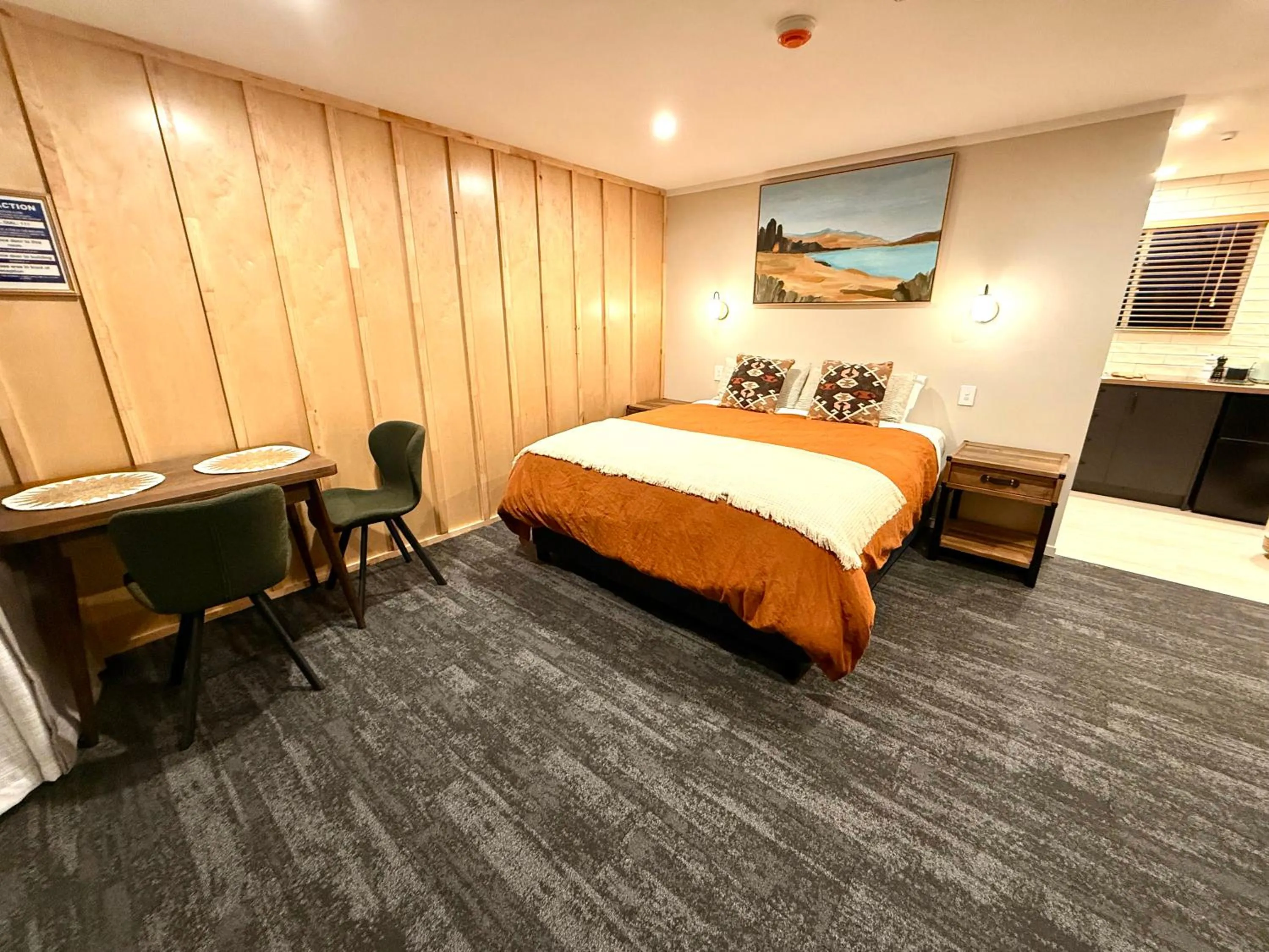 Bed in Te Anau Lakefront Backpackers