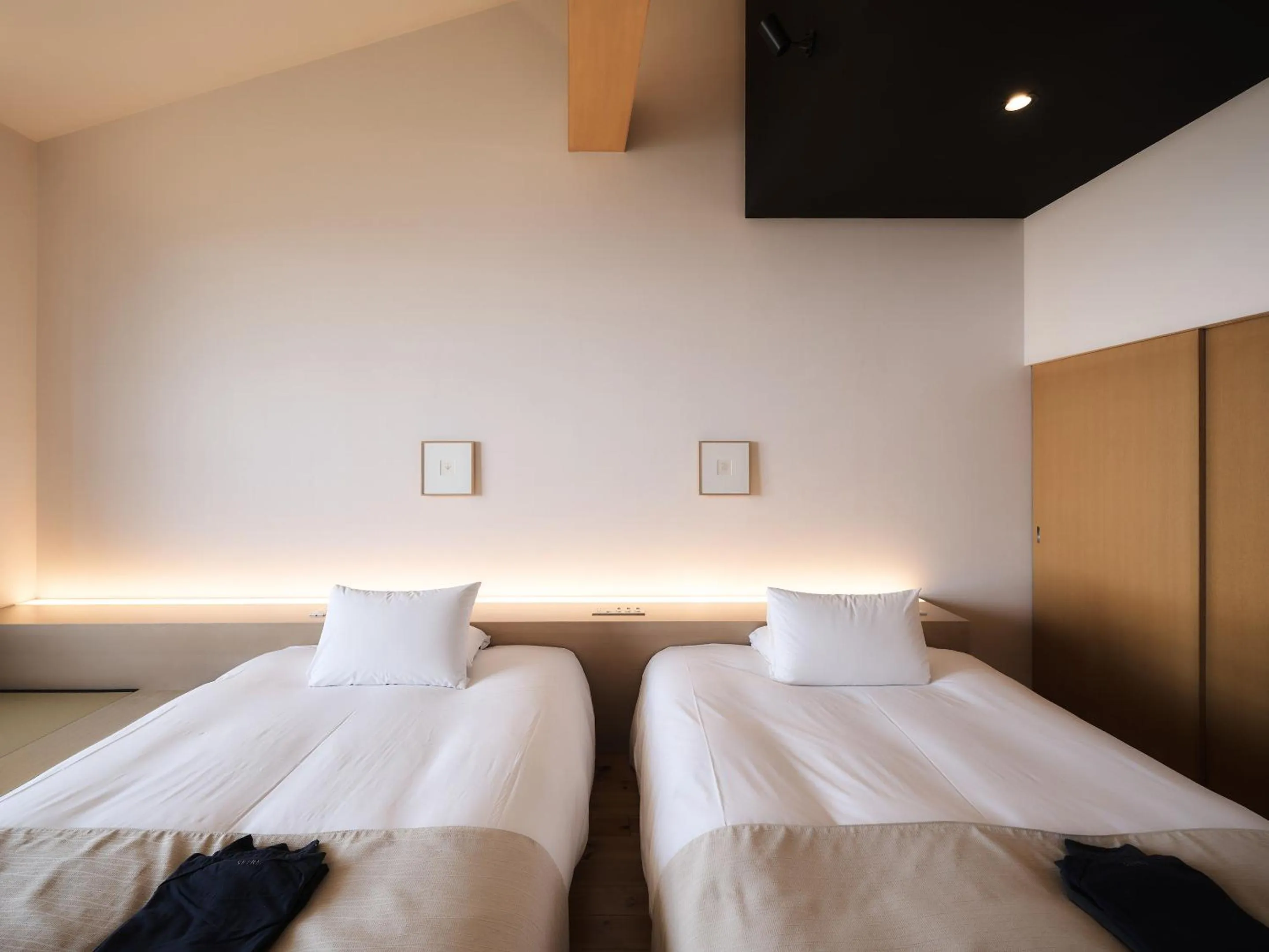 Photo of the whole room, Bed in Setre Highland Villa Himeji