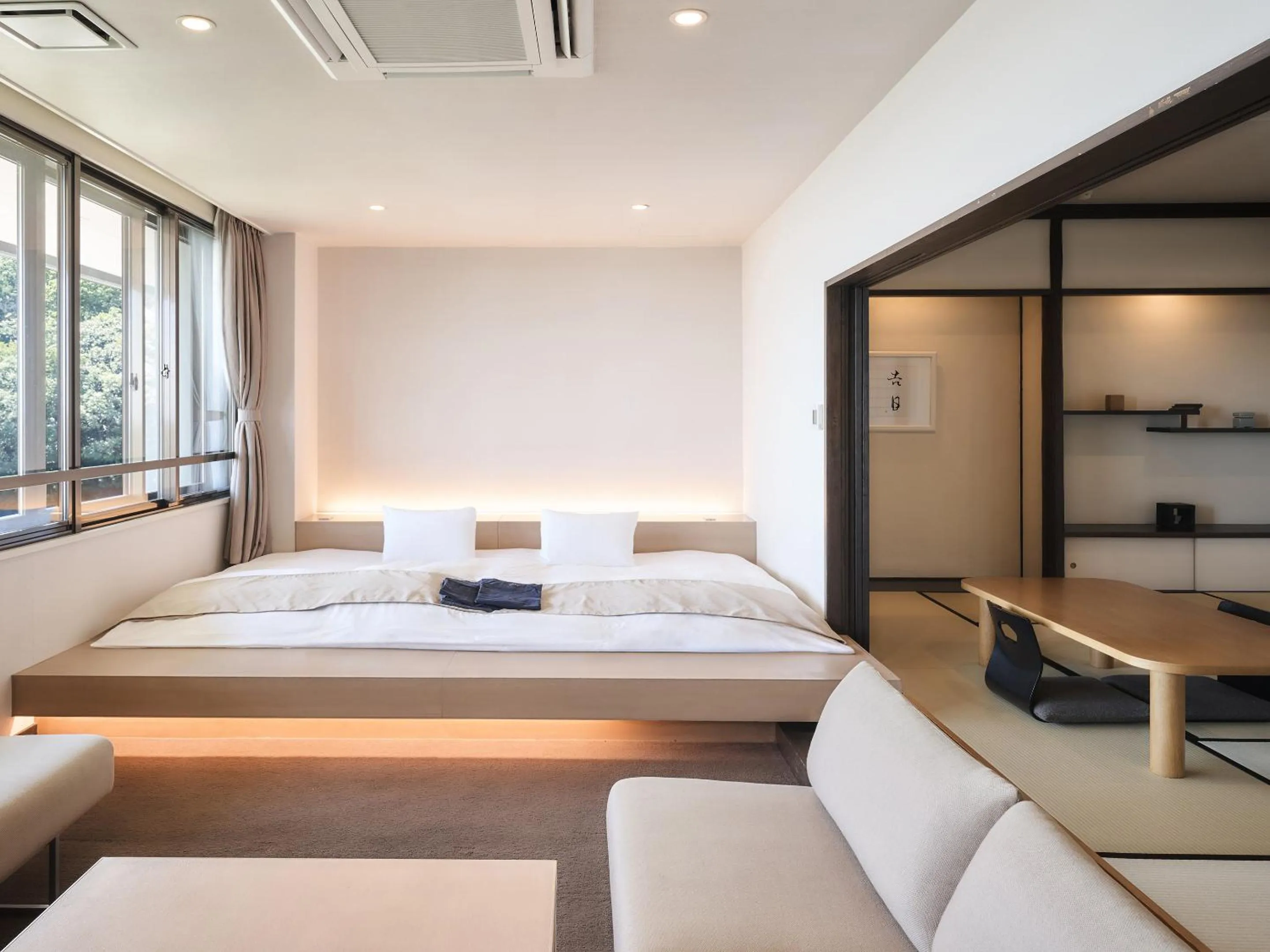 Photo of the whole room, Bed in Setre Highland Villa Himeji