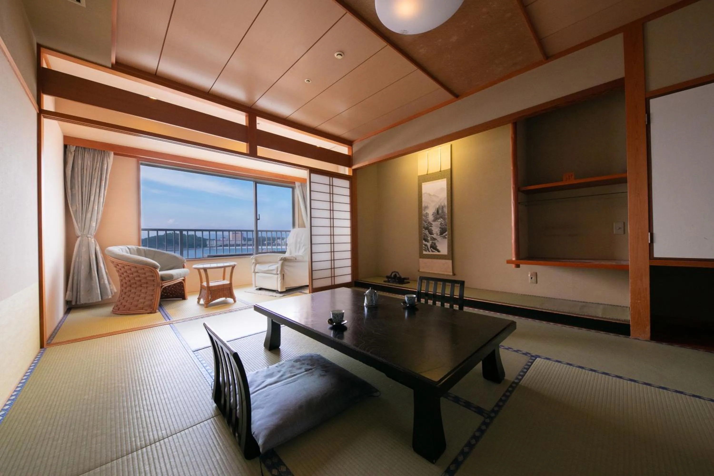 Photo of the whole room in Yanagiya