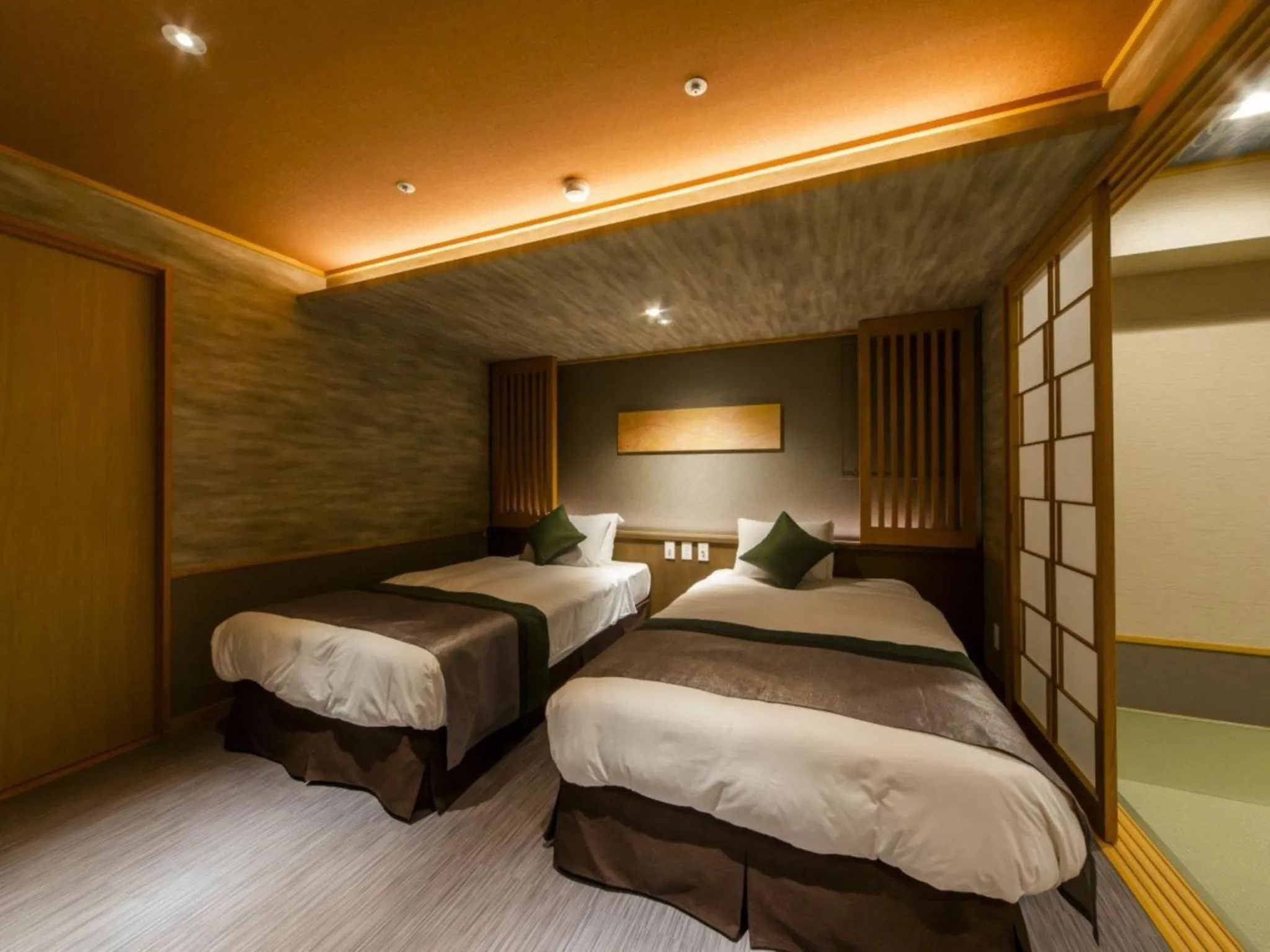 Photo of the whole room, Bed in Yanagiya