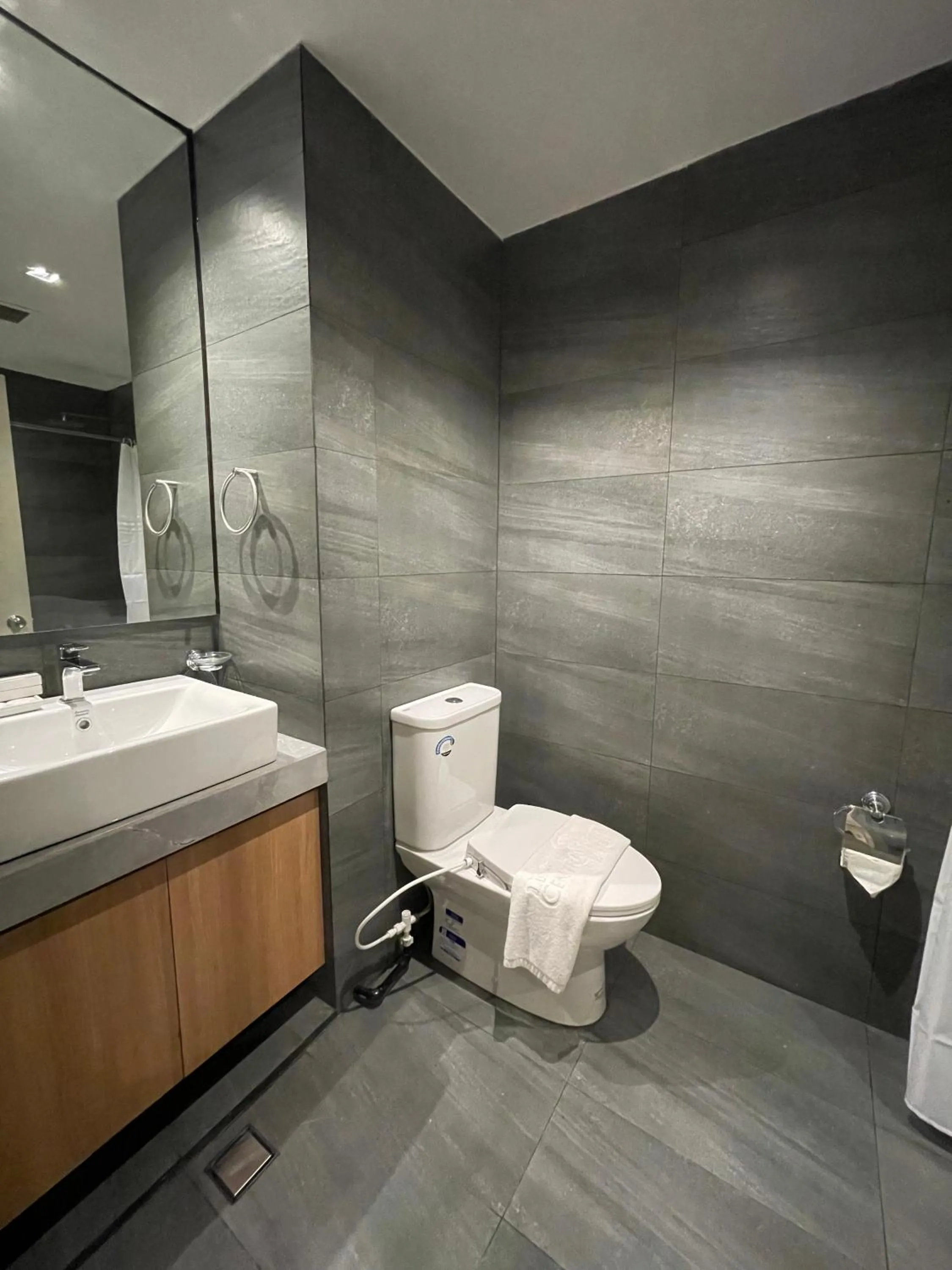 Bathroom in Luisita Central Park Hotel