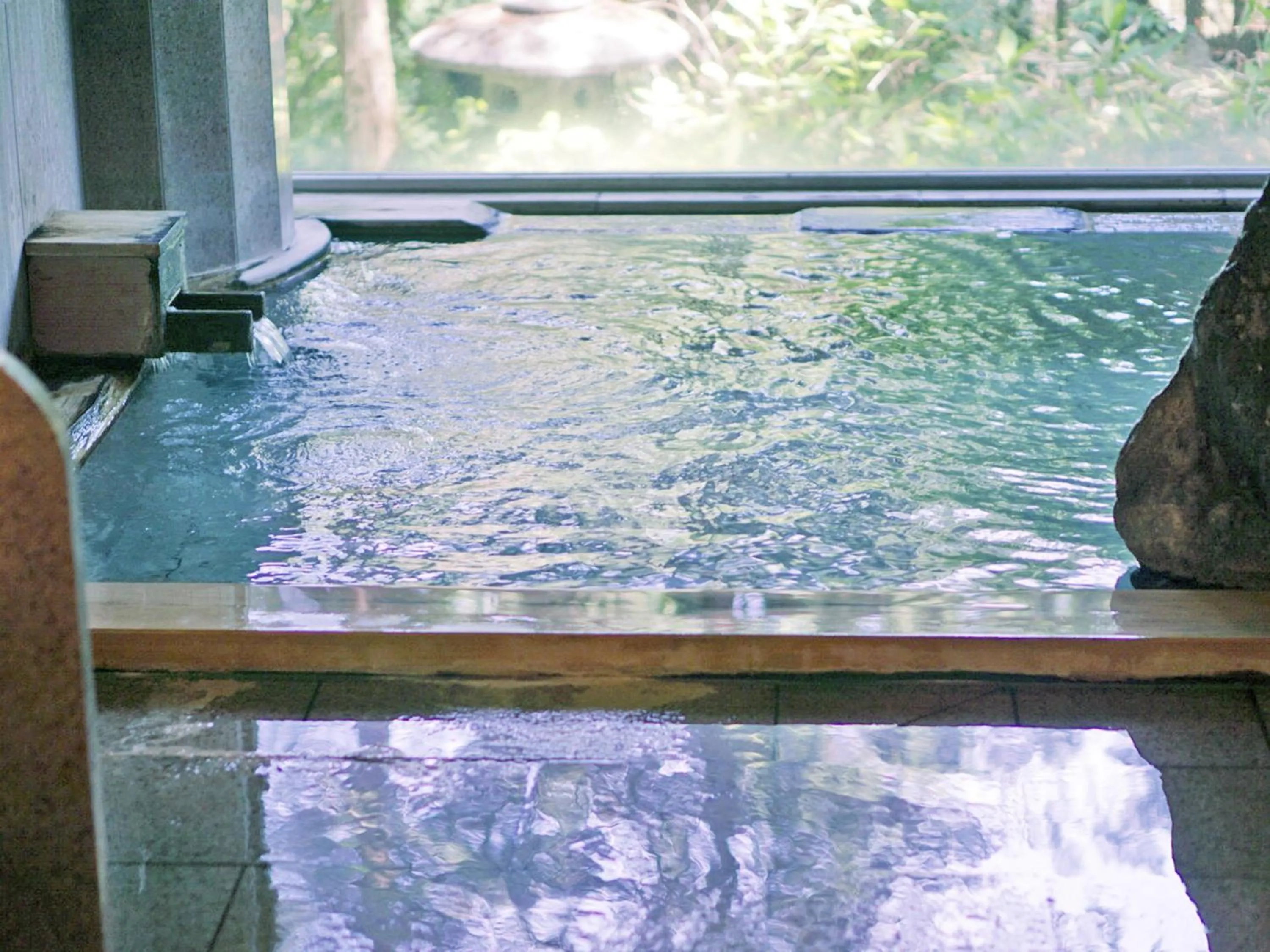 Hot Spring Bath in Momoyama