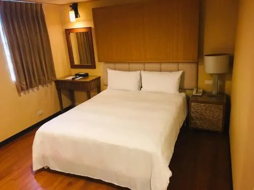 AOIKE Hot Spring Hotel