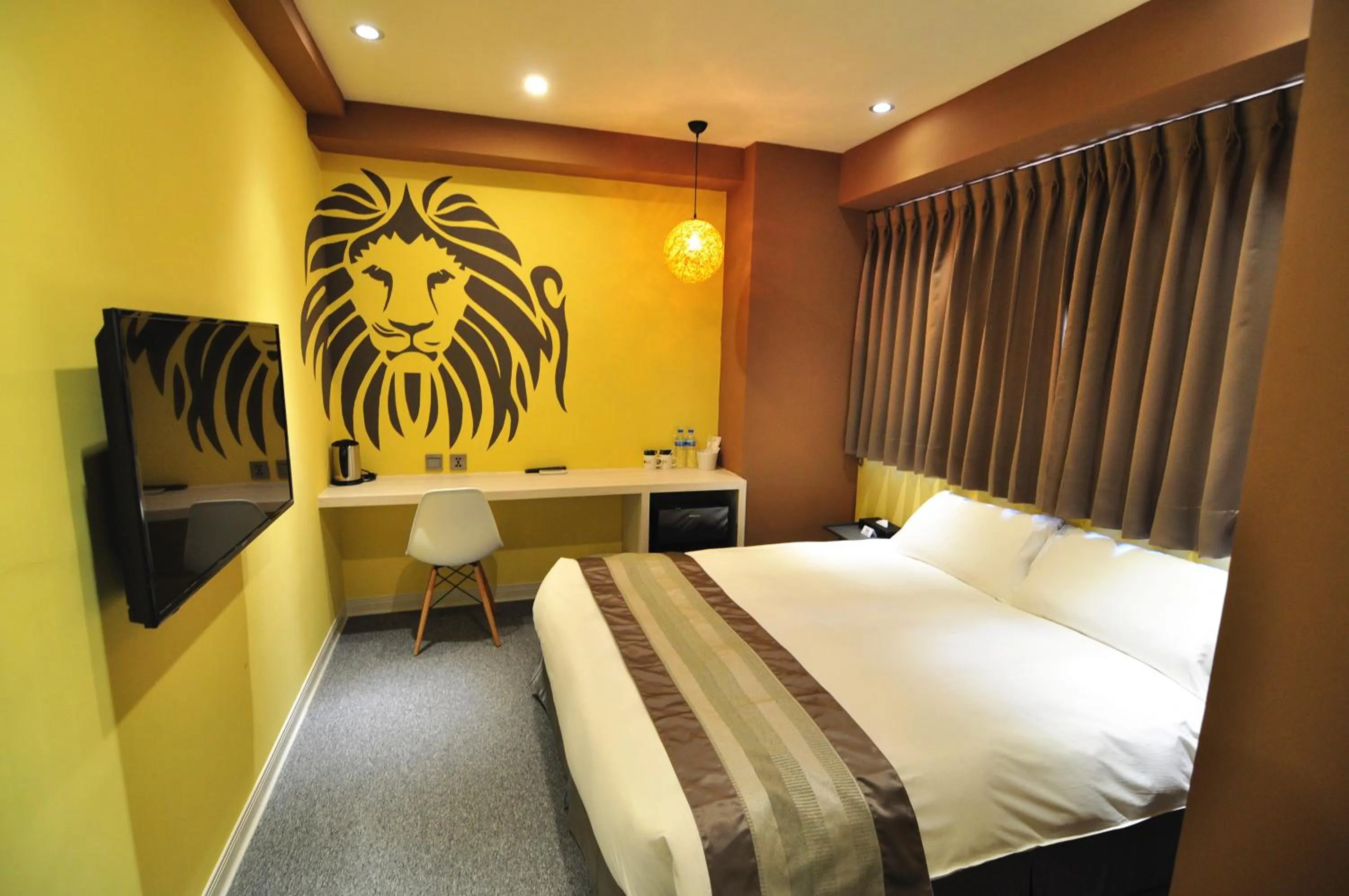 Photo of the whole room, Bed in Taichung Box Design Hotels
