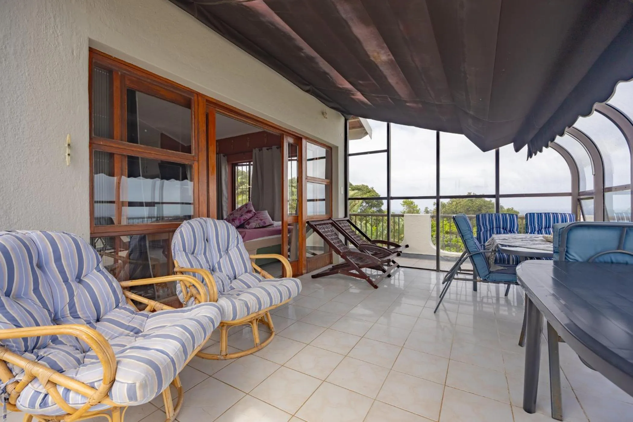 sunbed in Beachcomber Bay Guest House In South Africa