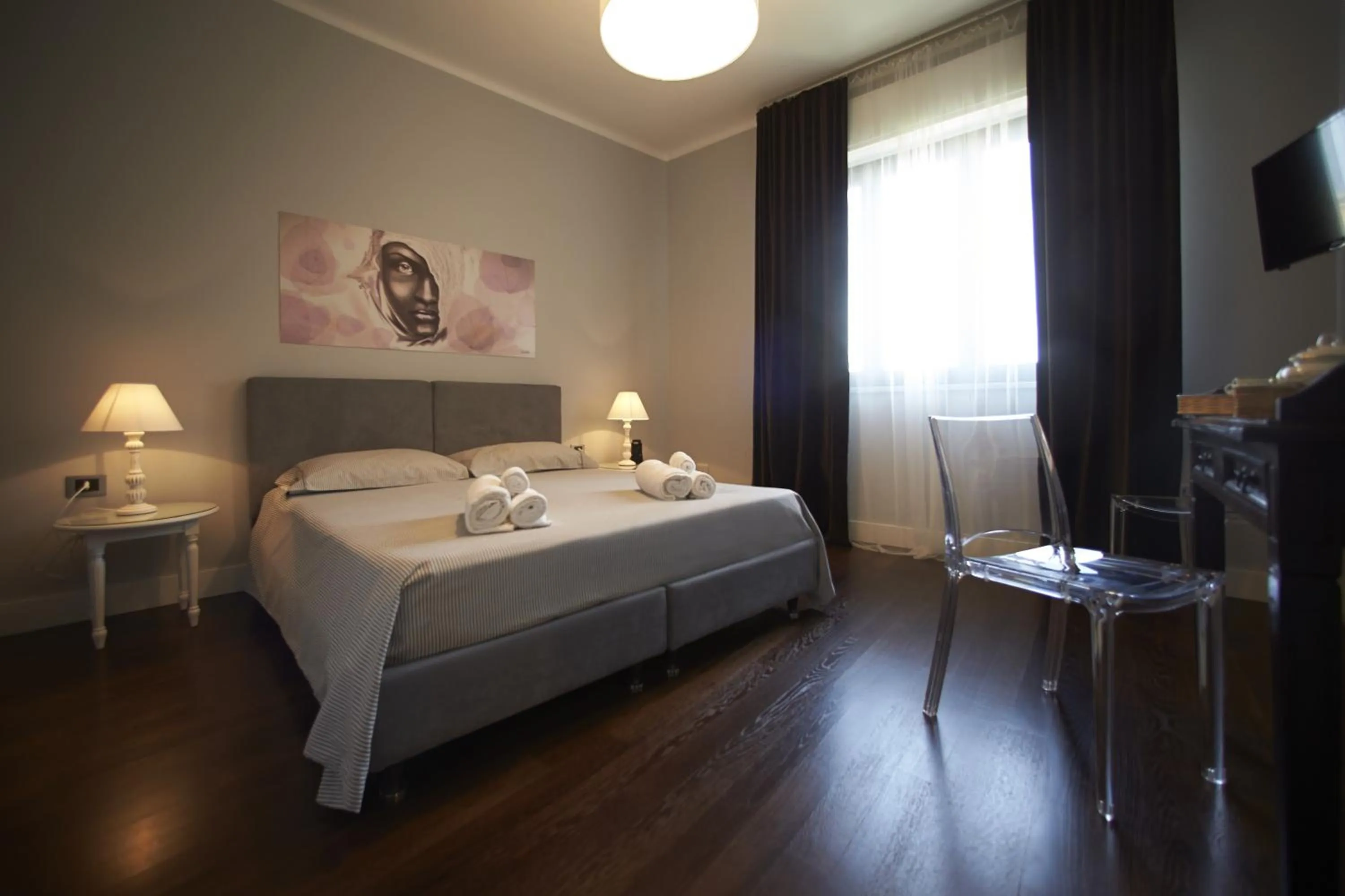 Photo of the whole room, Bed in B&B Hotei