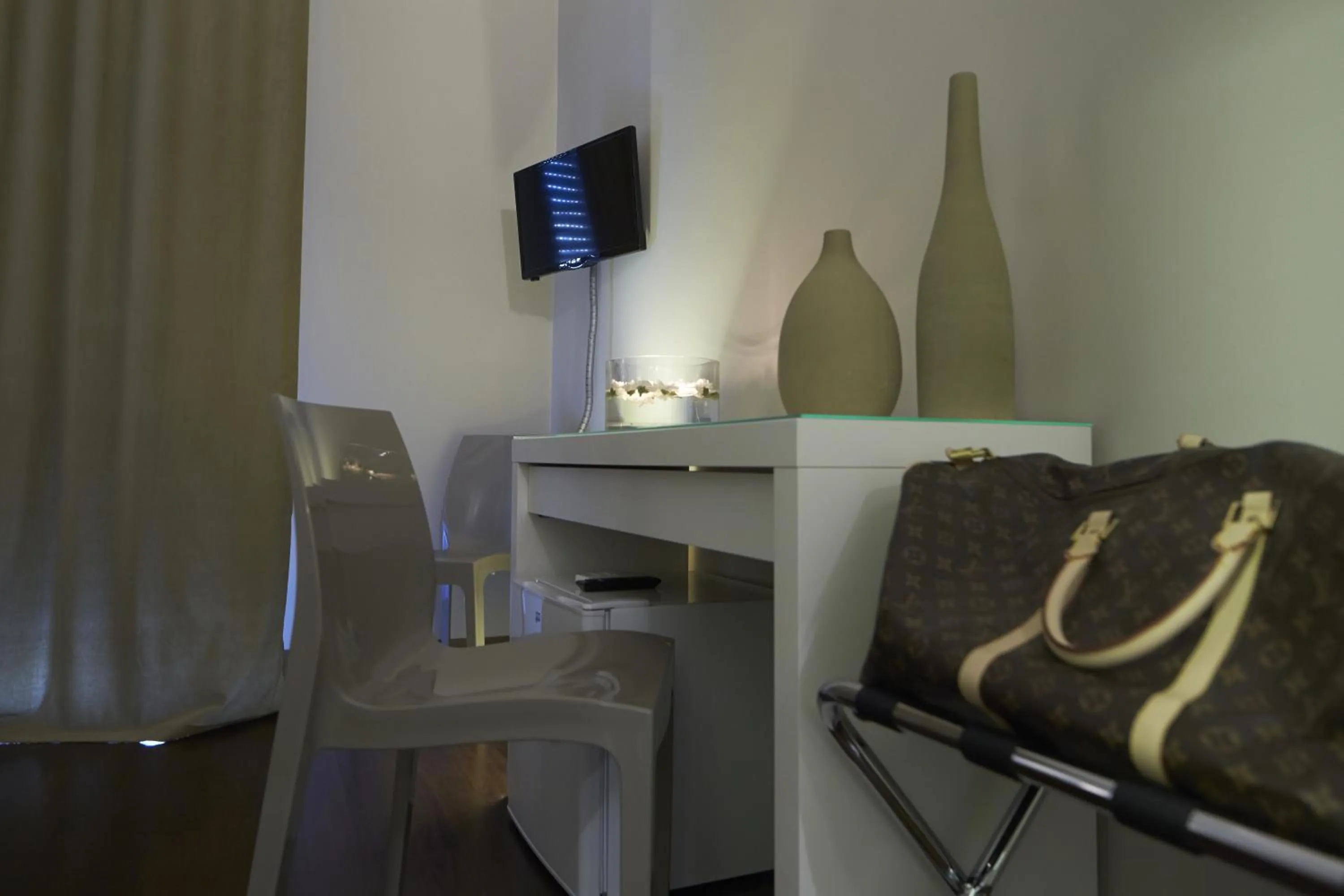 Decorative detail in B&B Hotei