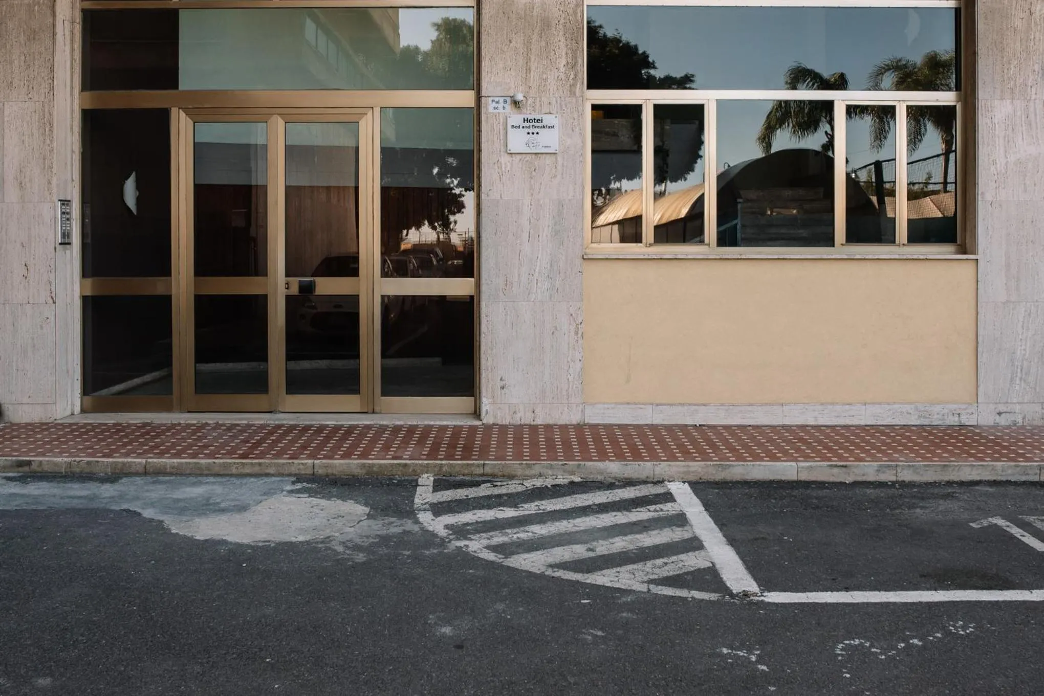 Property building in B&B Hotei