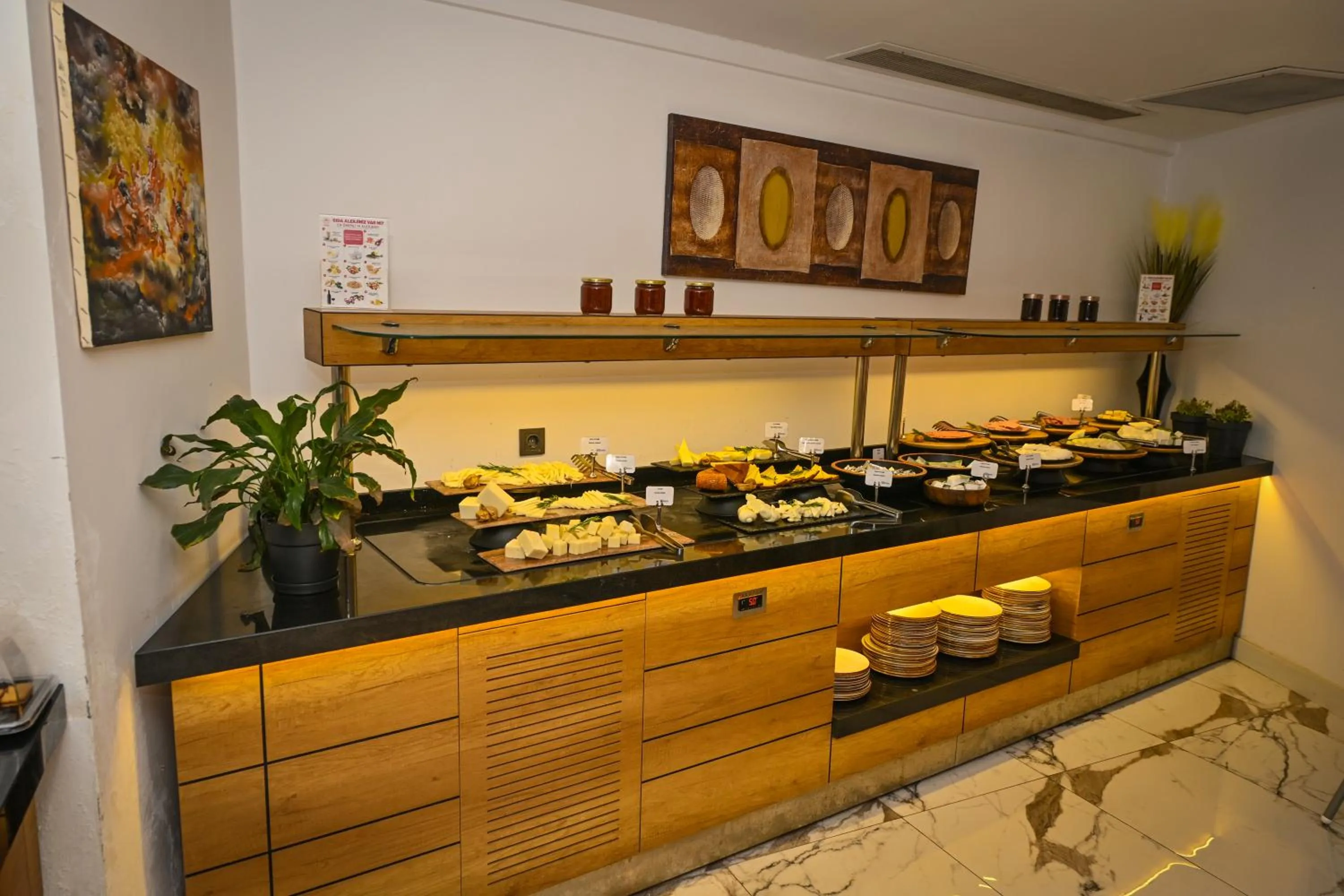 Food and drinks in Jasmin Elite Residence & SPA