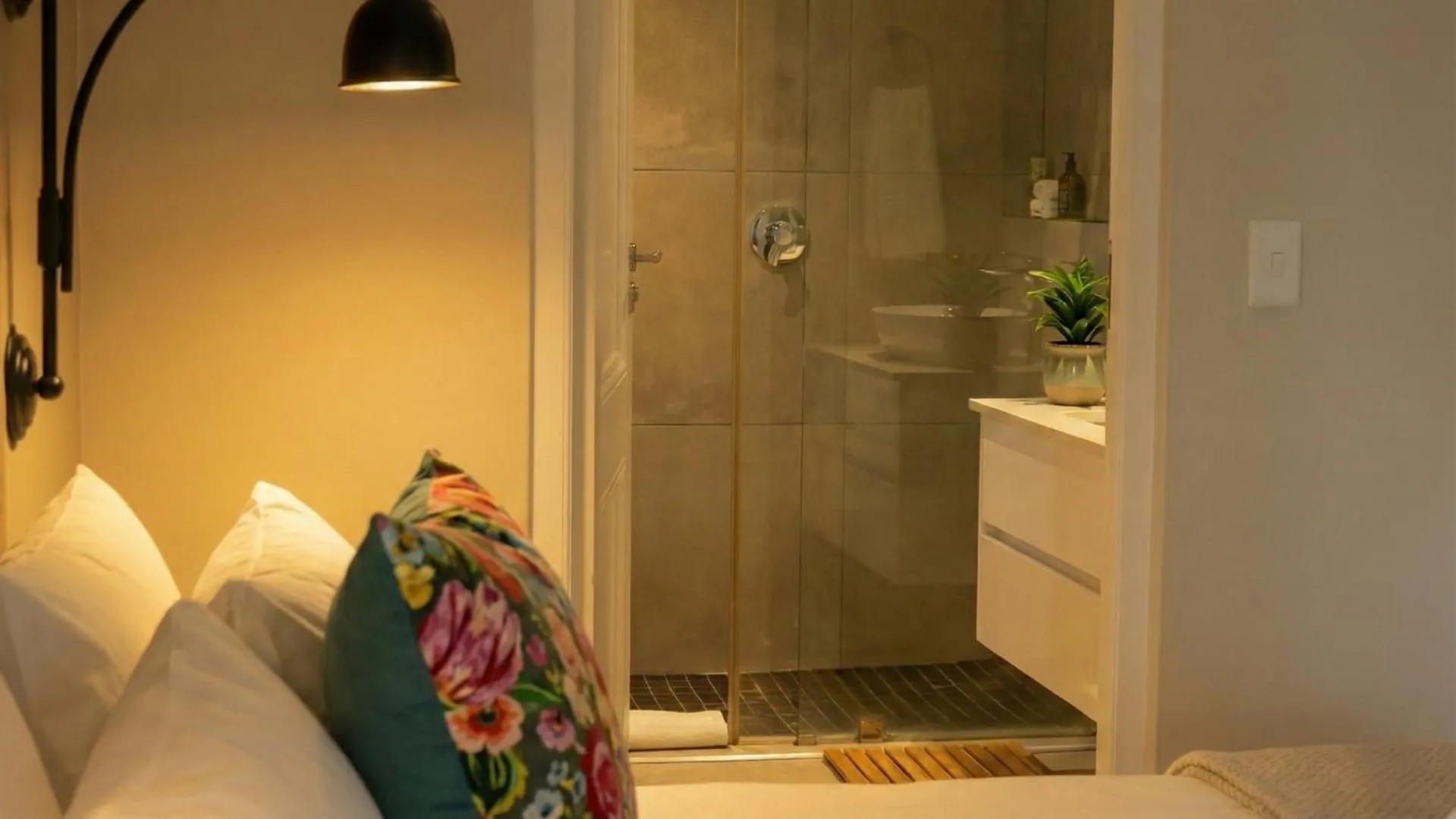 Shower in The Max Hotel Sandton