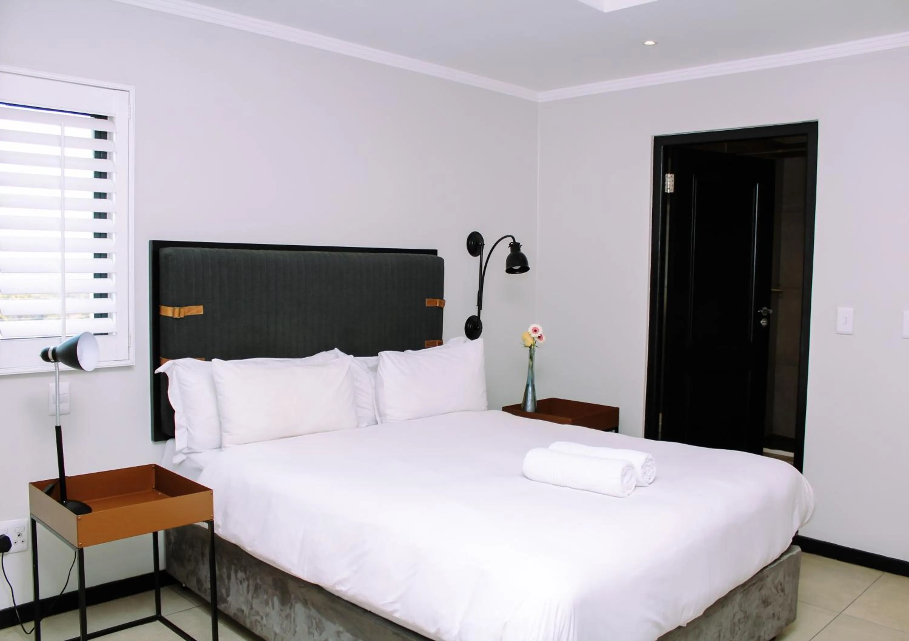 Executive Two-Bedroom Apartment in Max Executive Apartments