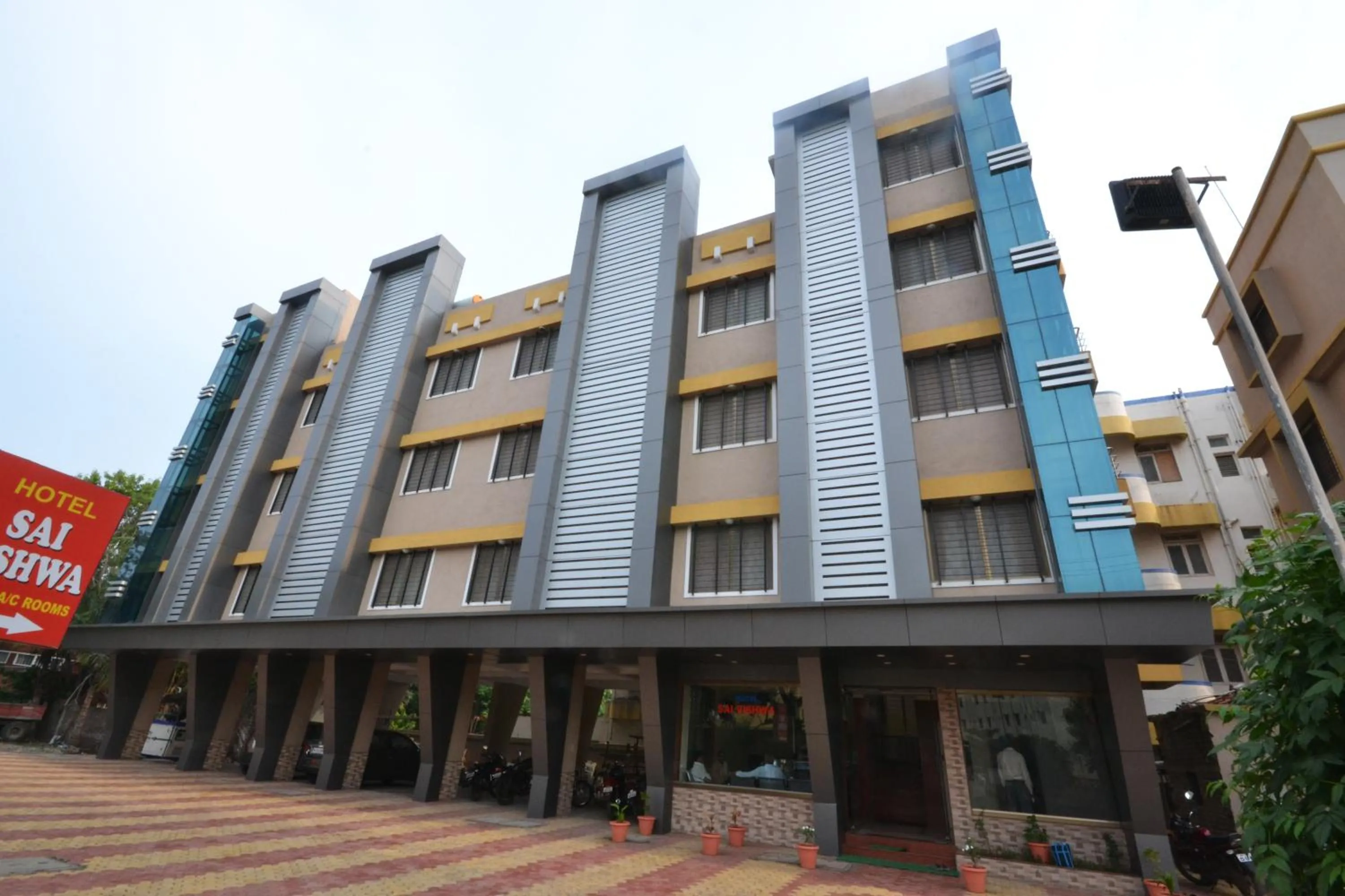 Property building in Hotel Yogiraj