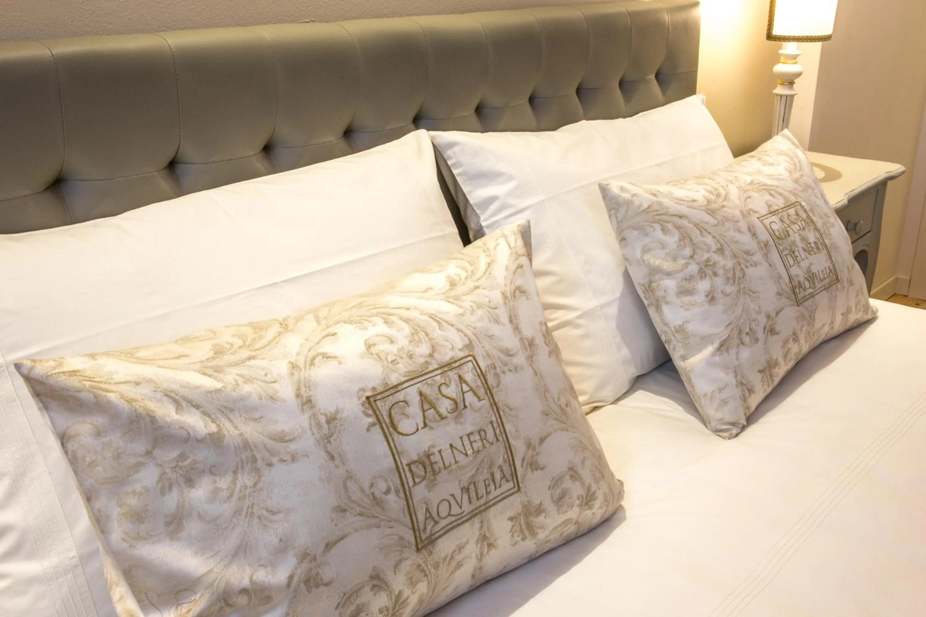 Decorative detail, Bed in Casa Delneri Boutique Hotel Adults Only
