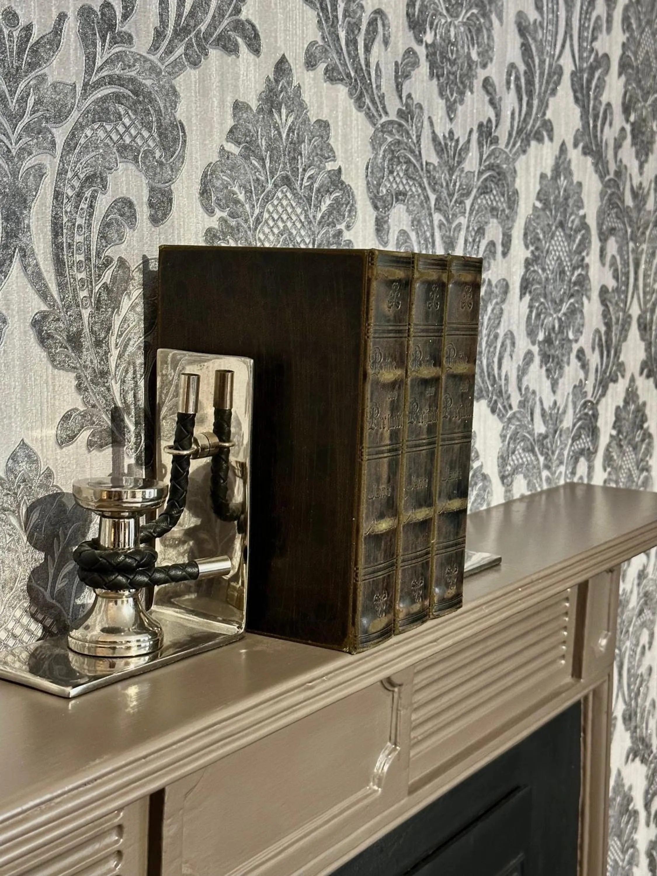 King Room with Sea View in The Tobermory Hotel