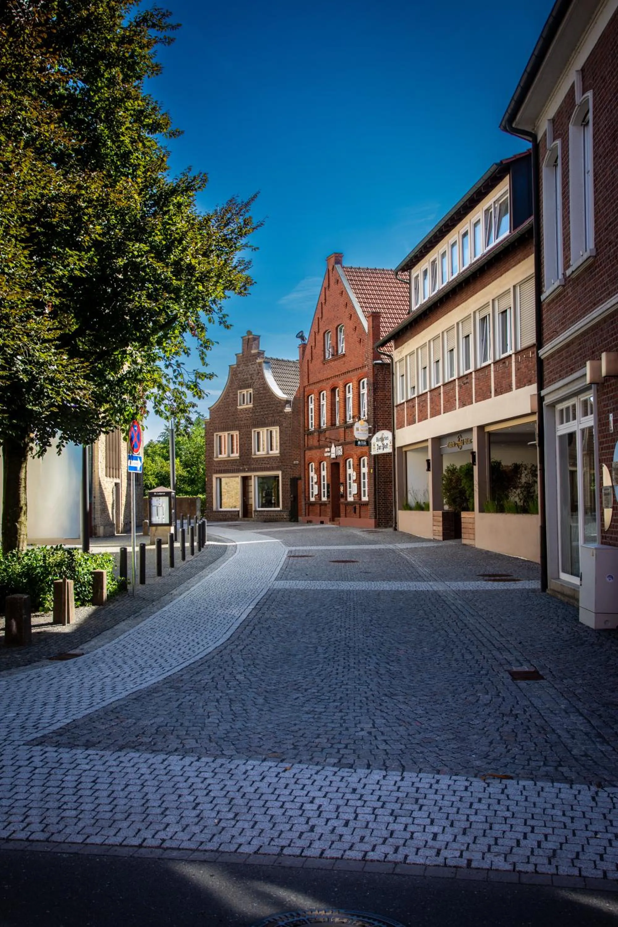 Property building in Hotel Gasthof Zur Post