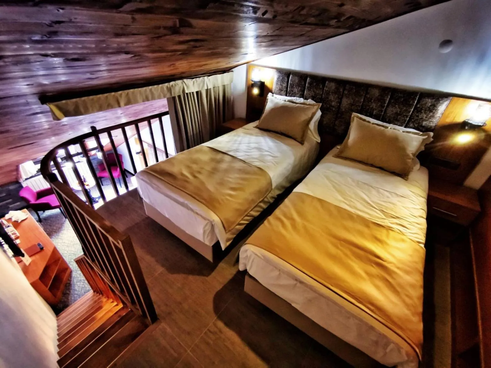 Living room, Bed in Sarikamis Habitat Hotel