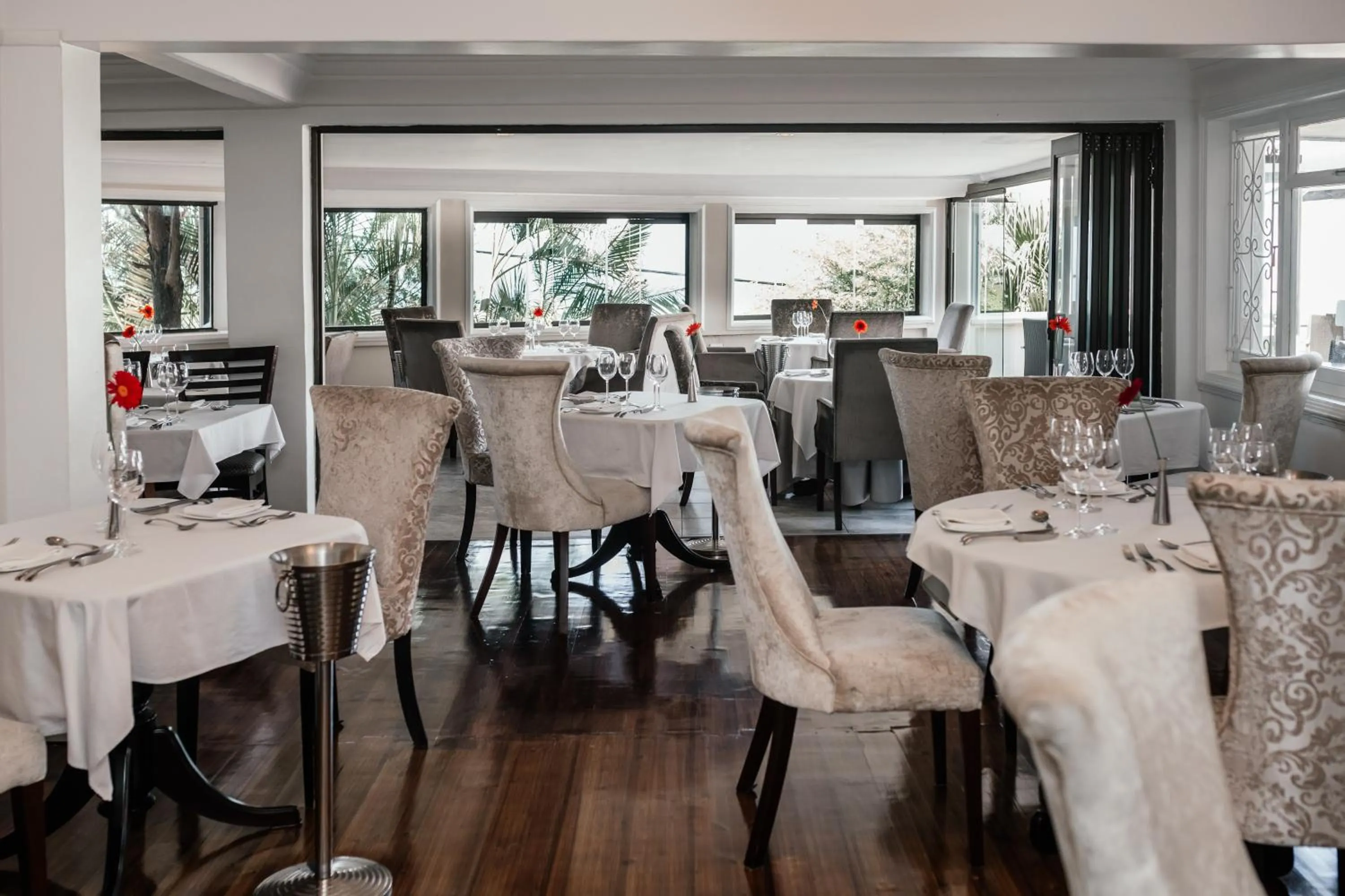 Restaurant/places to eat in The View Boutique Hotel & Spa