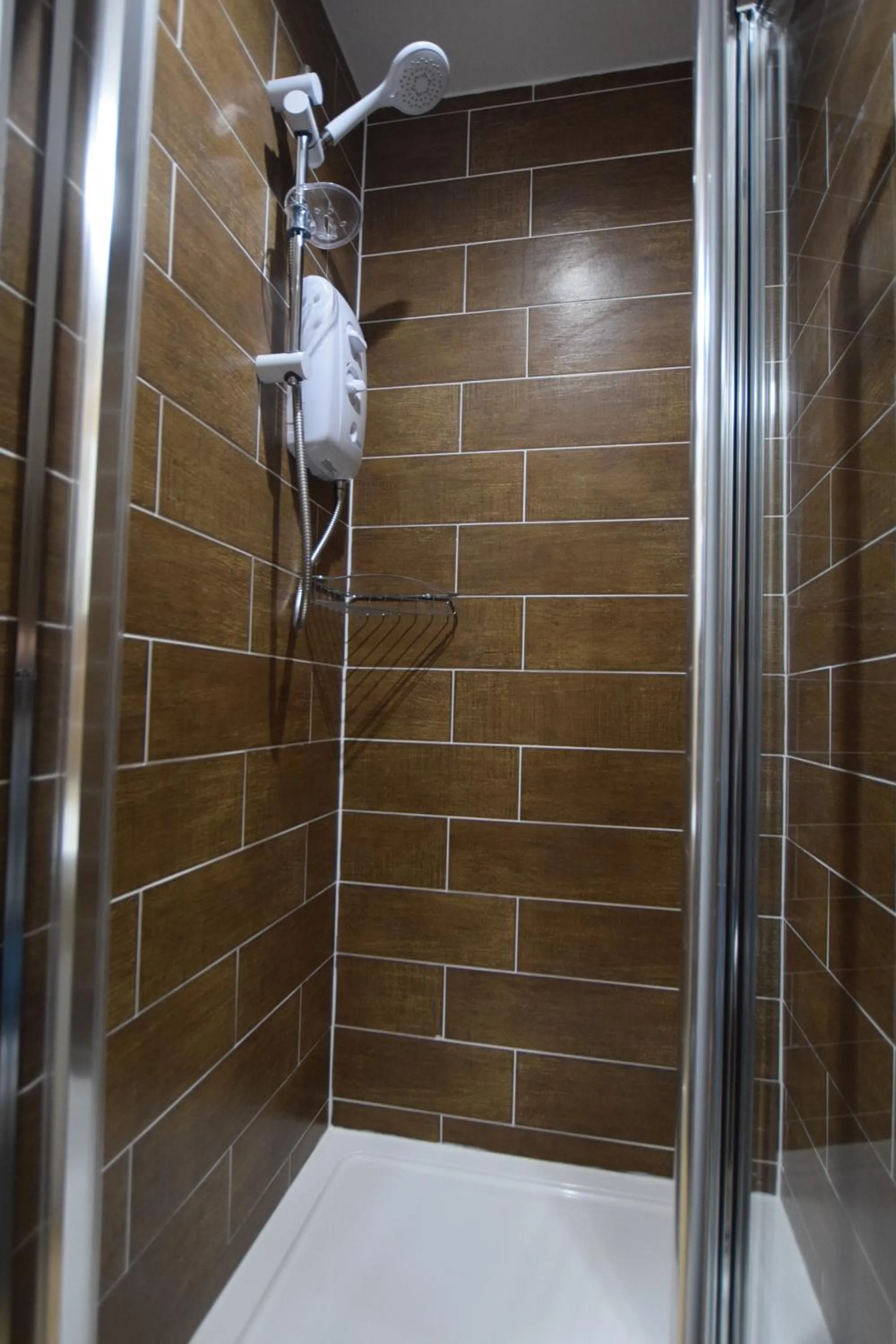 Shower in Lucky 8 Hotel