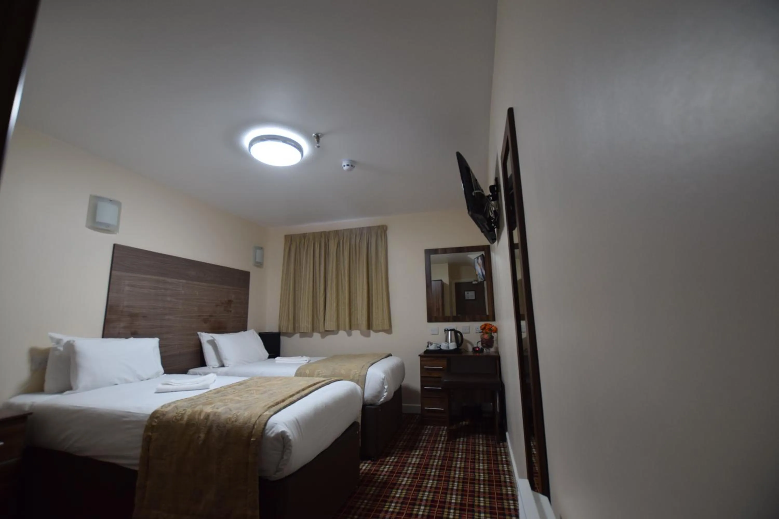 Photo of the whole room, Bed in Lucky 8 Hotel