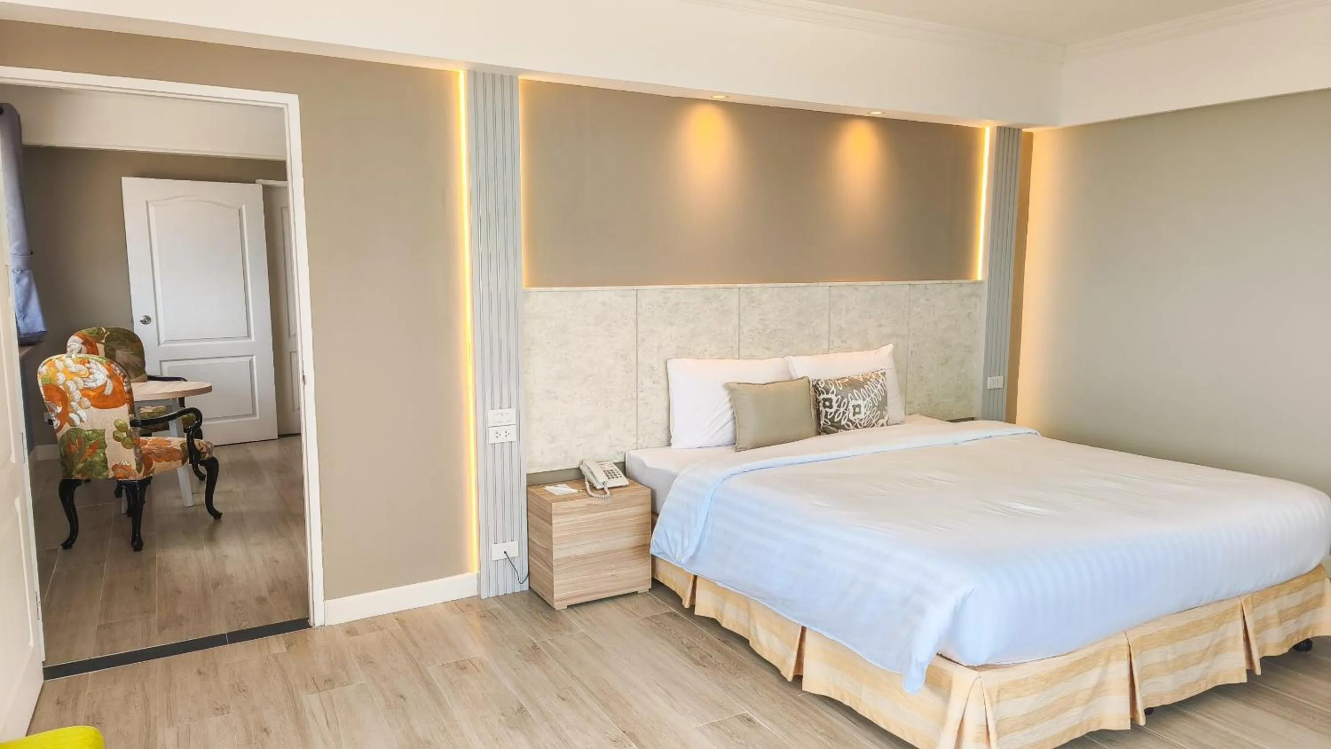 Bedroom, Bed in Hua Hin Grand Hotel and Plaza - SHA Extra Plus