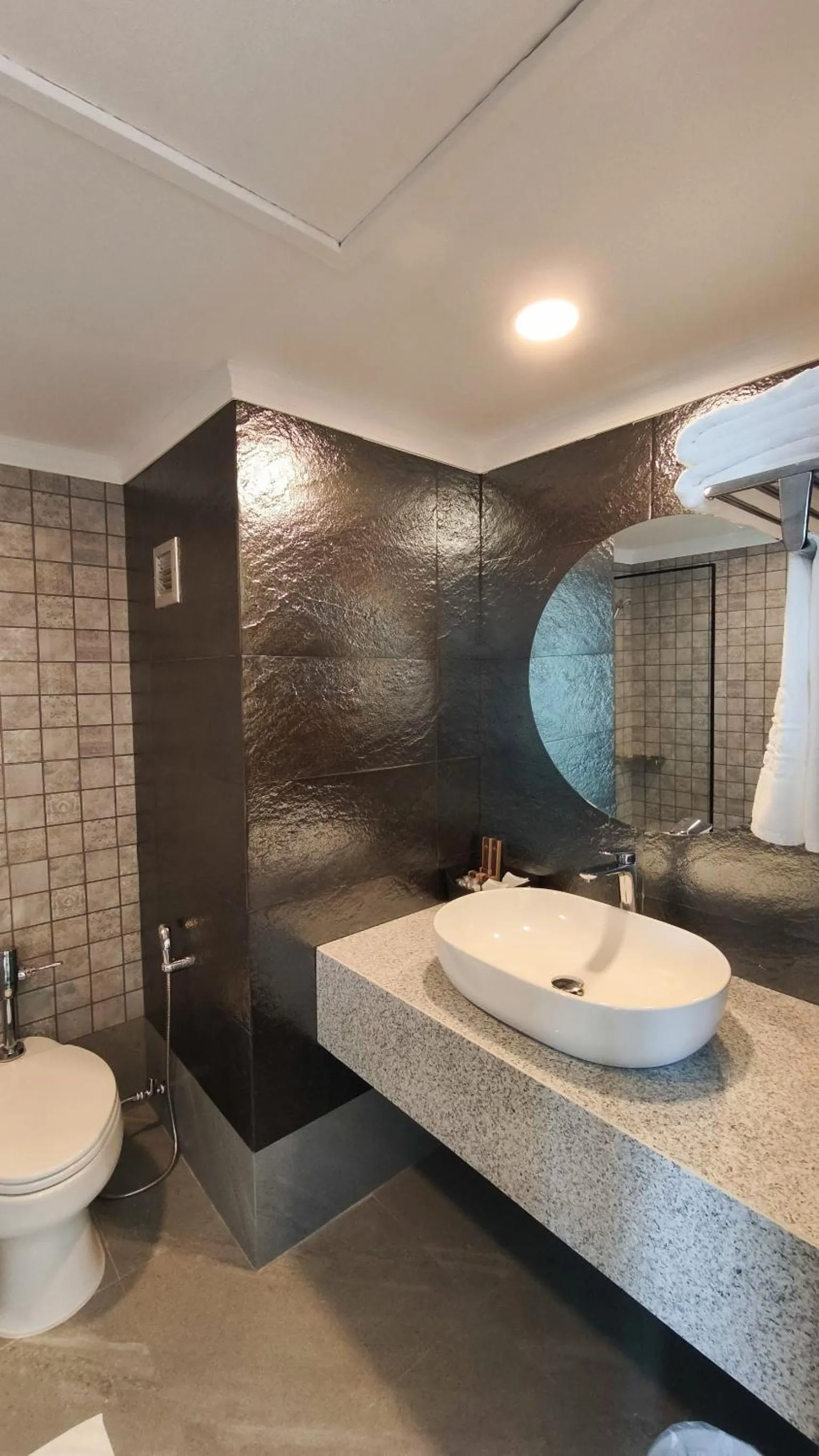 Shower in Hua Hin Grand Hotel and Plaza - SHA Extra Plus