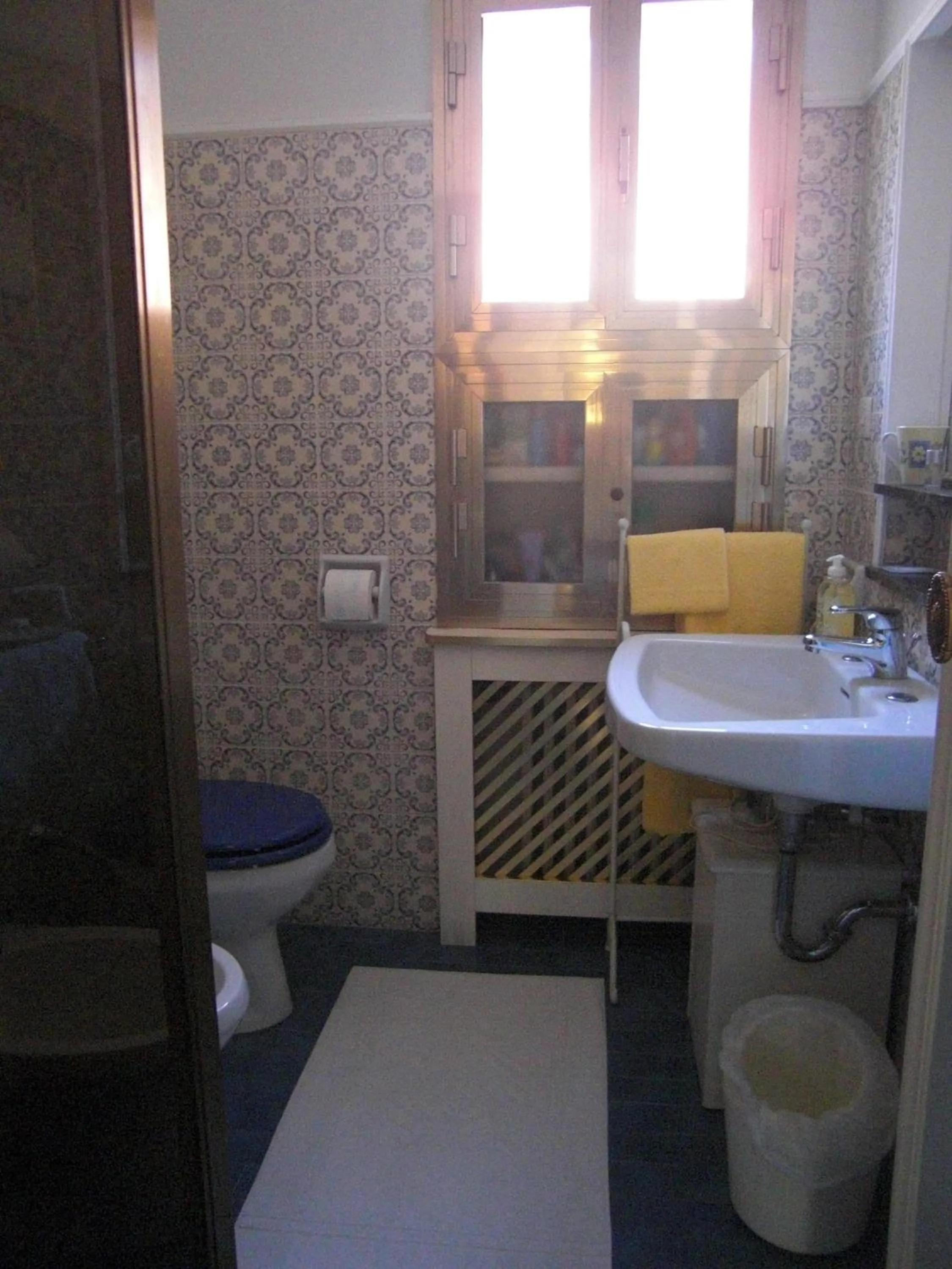 Communal lounge/ TV room in B&B Castellani