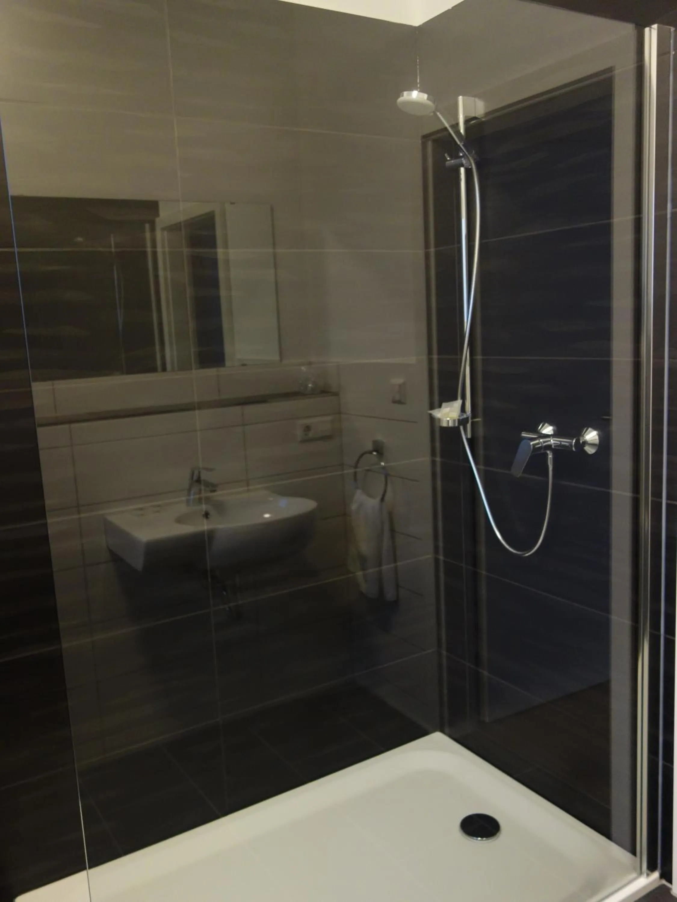 Shower in Victoria Living