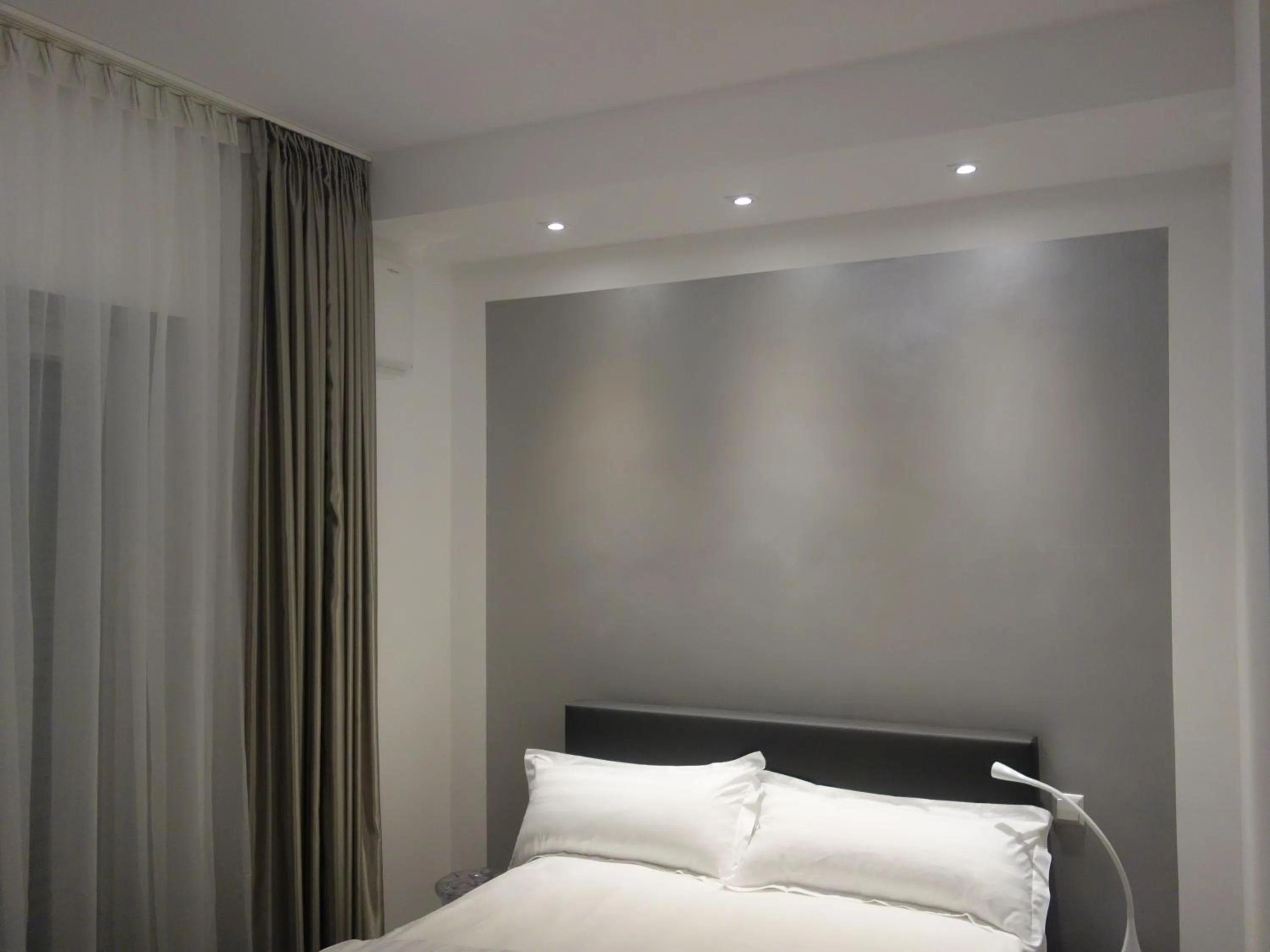 Decorative detail, Bed in Victoria Living