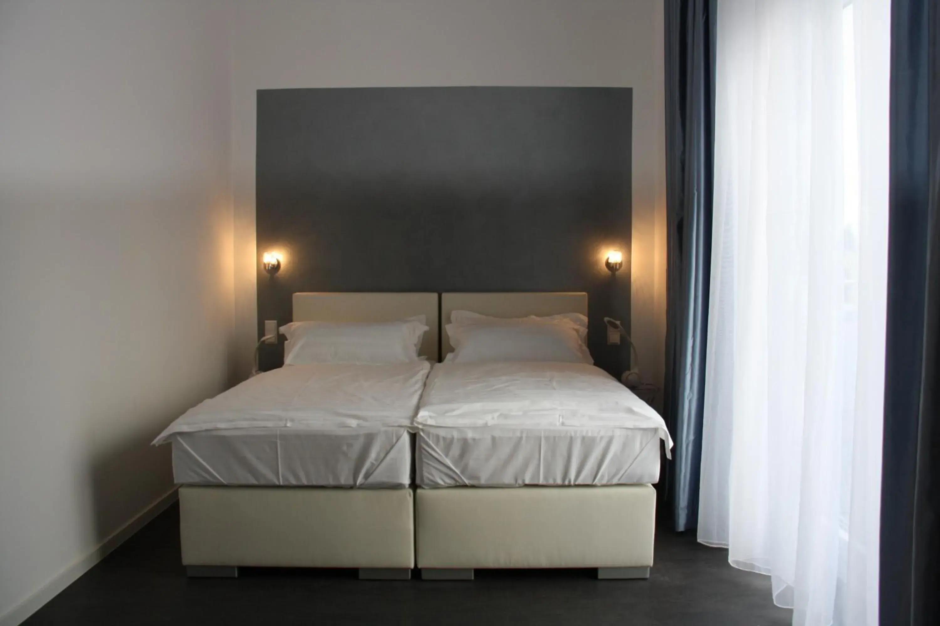 One-Bedroom Apartment in Victoria Living One-Bedroom Apartment in Victoria Living