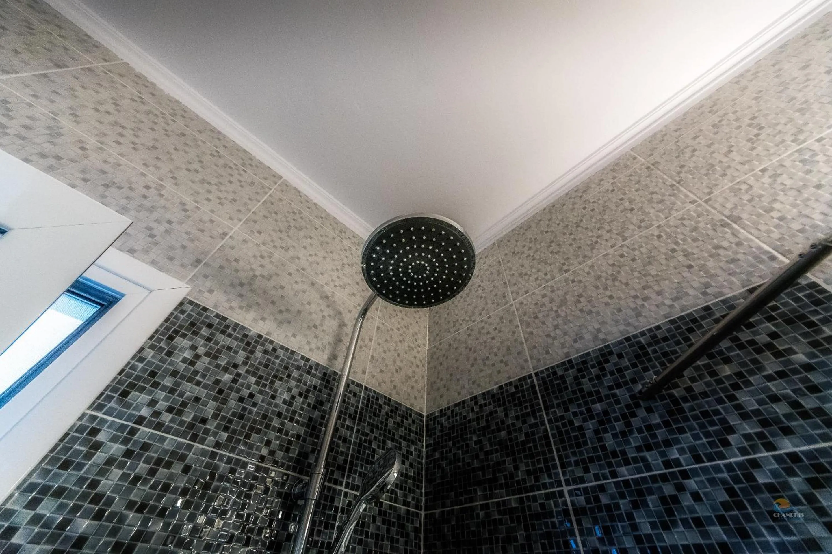 Shower in Chandris Apartments