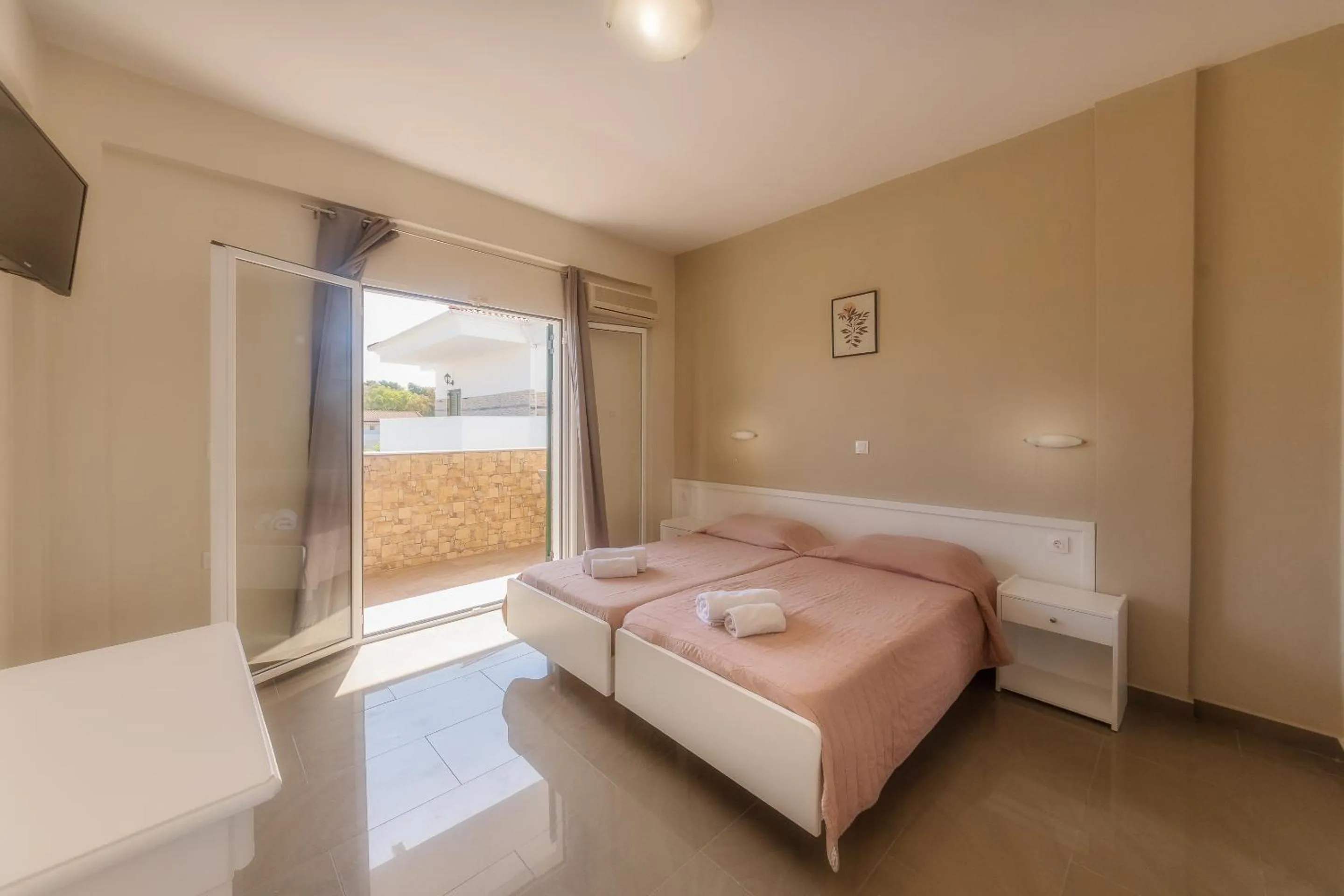 Photo of the whole room in Chandris Apartments