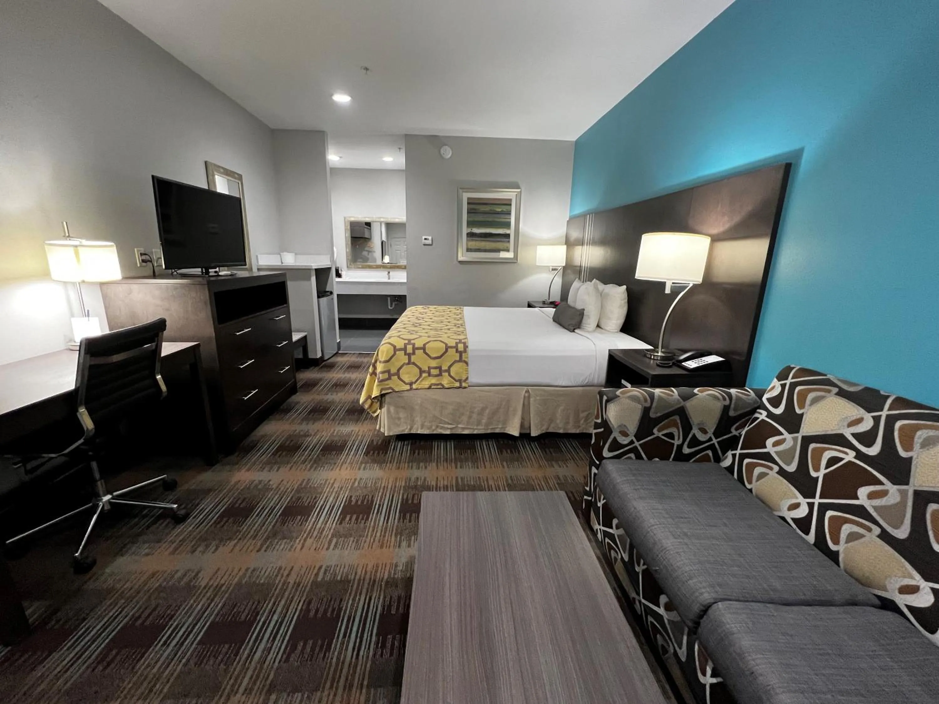 Bedroom, Bed in Baymont by Wyndham Bryan College Station