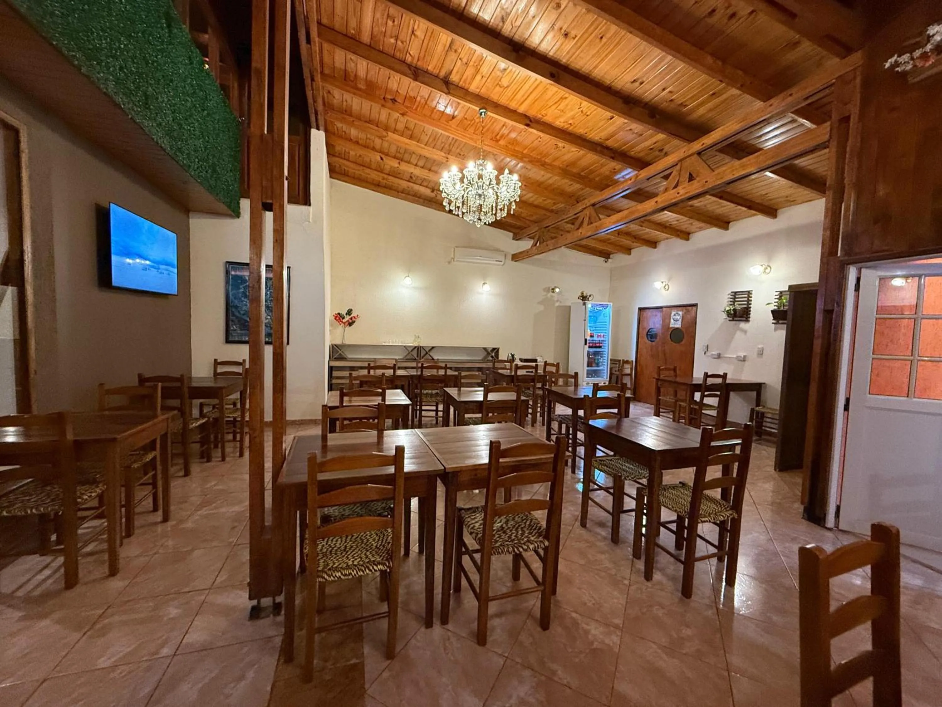 Restaurant/places to eat in Altos del Iguazu