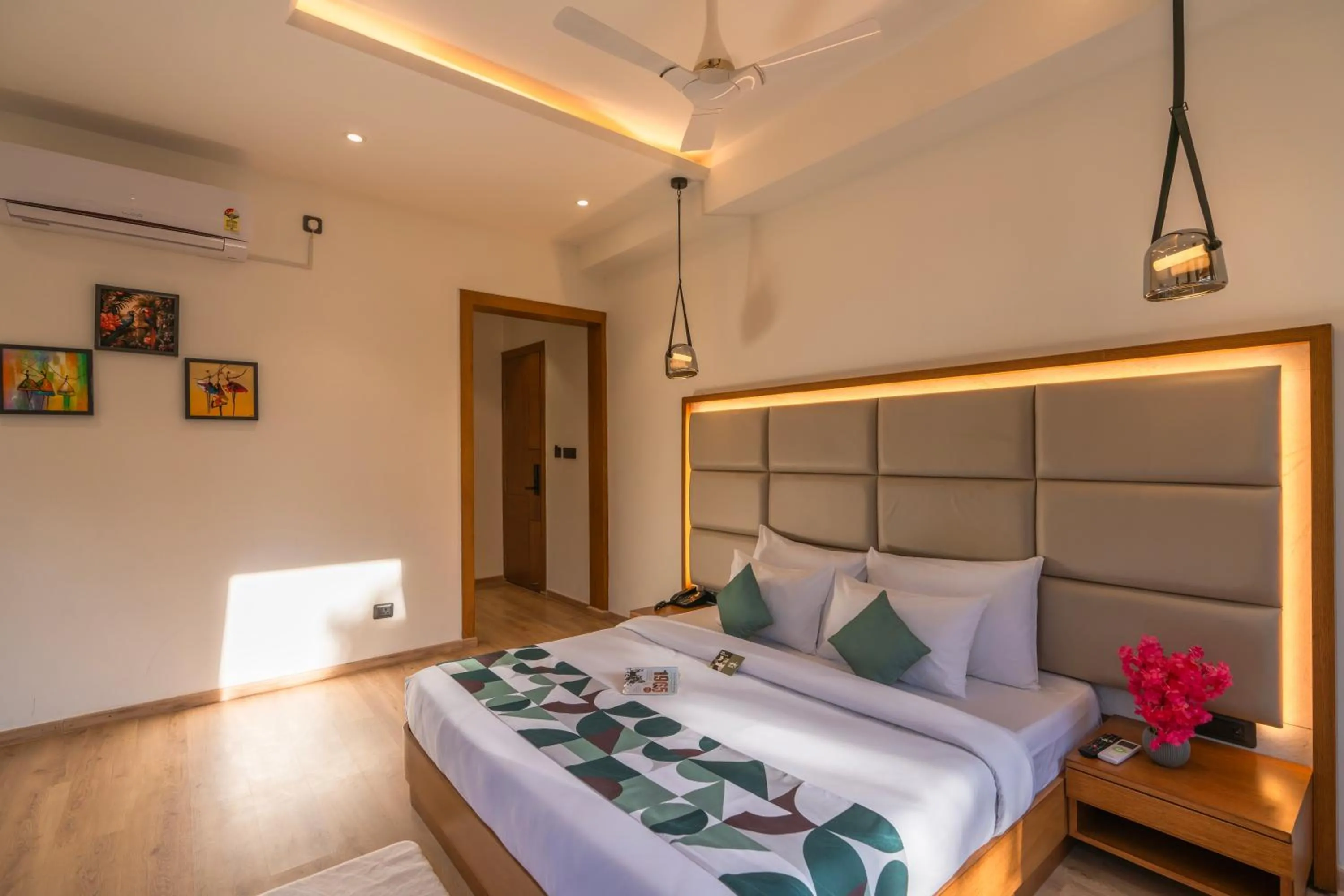 Bed in Moustache Select Nainital- Onsite Parking