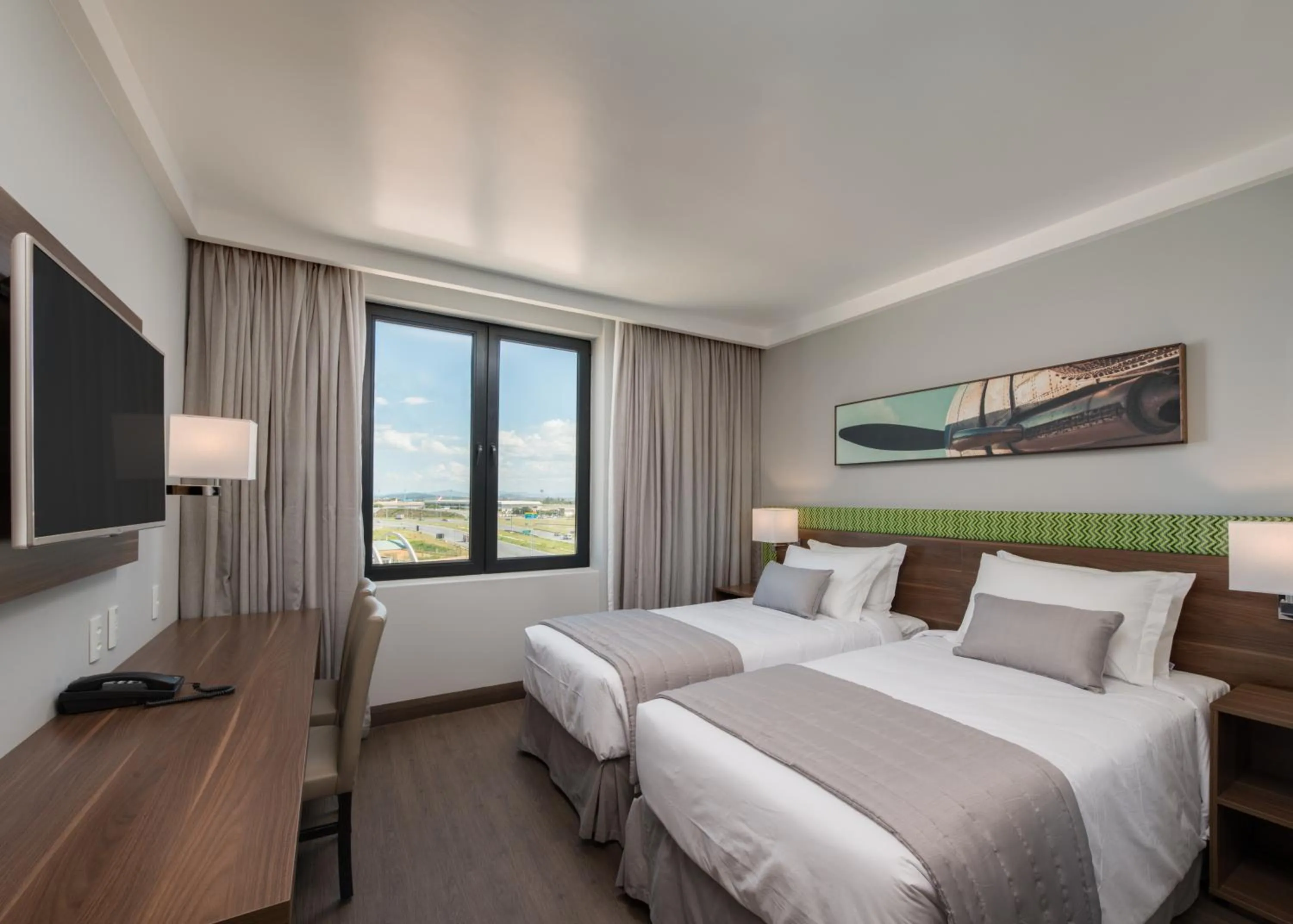 Bed in Linx Confins by Wish