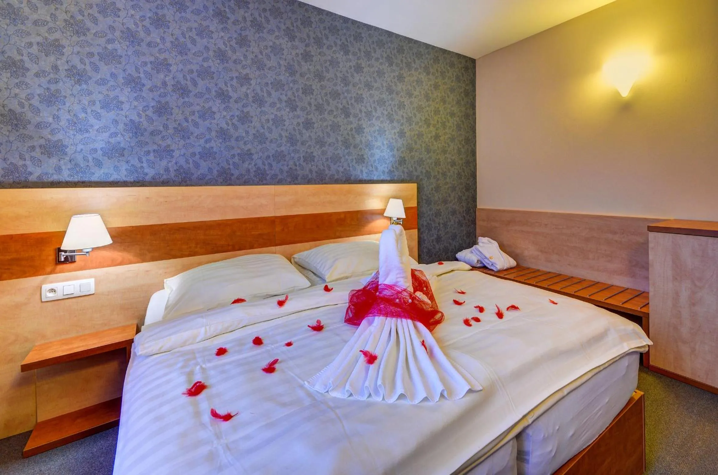 Bedroom, Bed in Hotel Toč